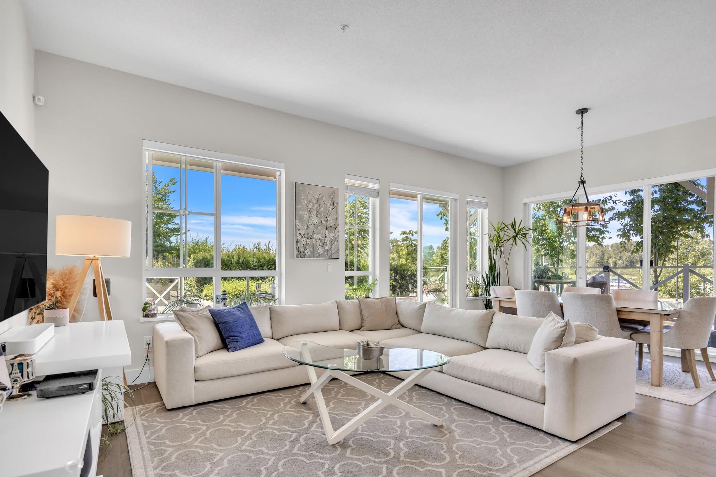 Property photo cb17f208-f4bf-4844-9b4d-21e6e88bd2d3