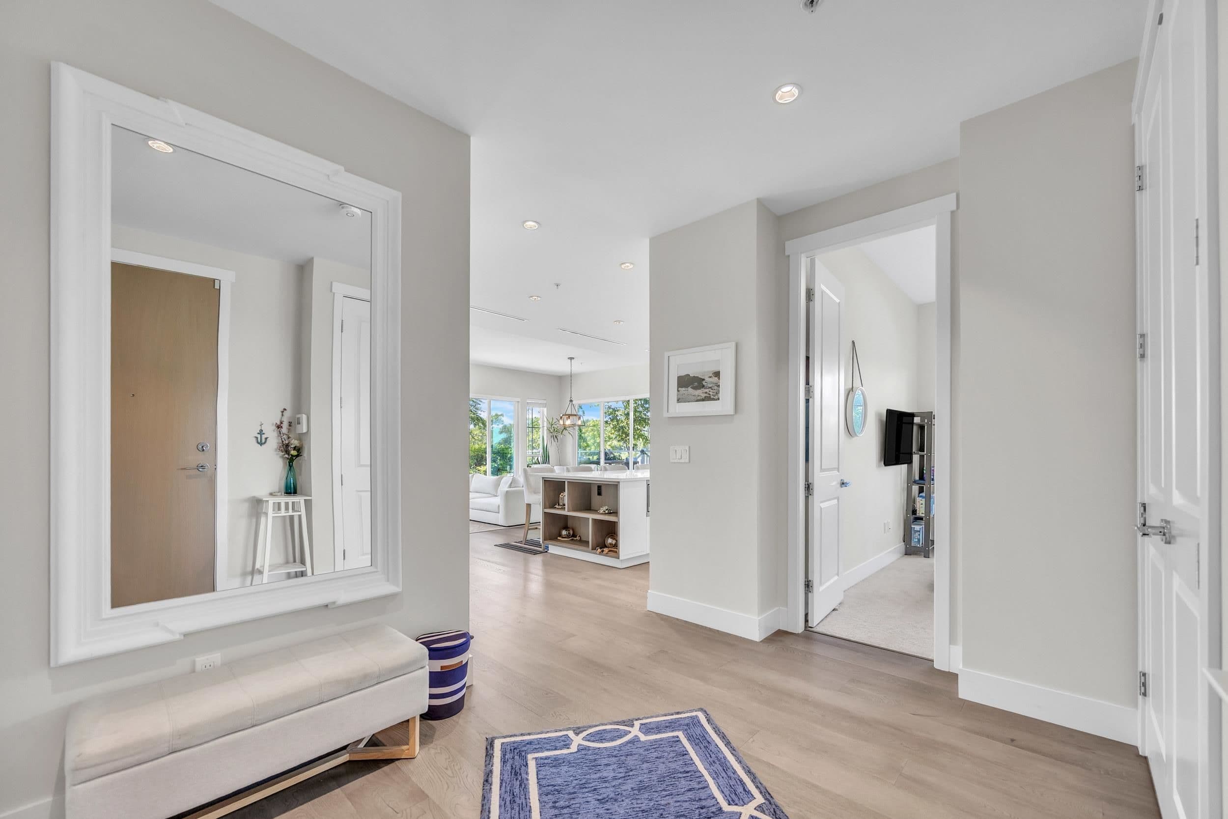 Property photo 9ef2bdbc-1545-469e-9c17-5df3bb345c09