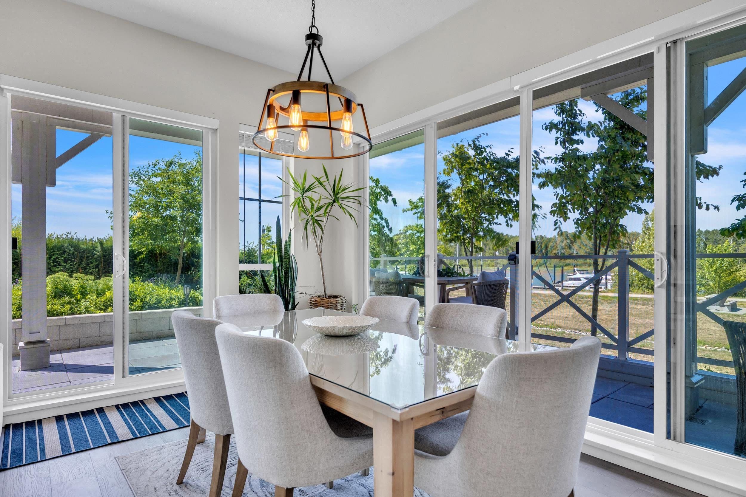Property photo 19a79a58-80a2-4396-8cc8-5a34720fb161