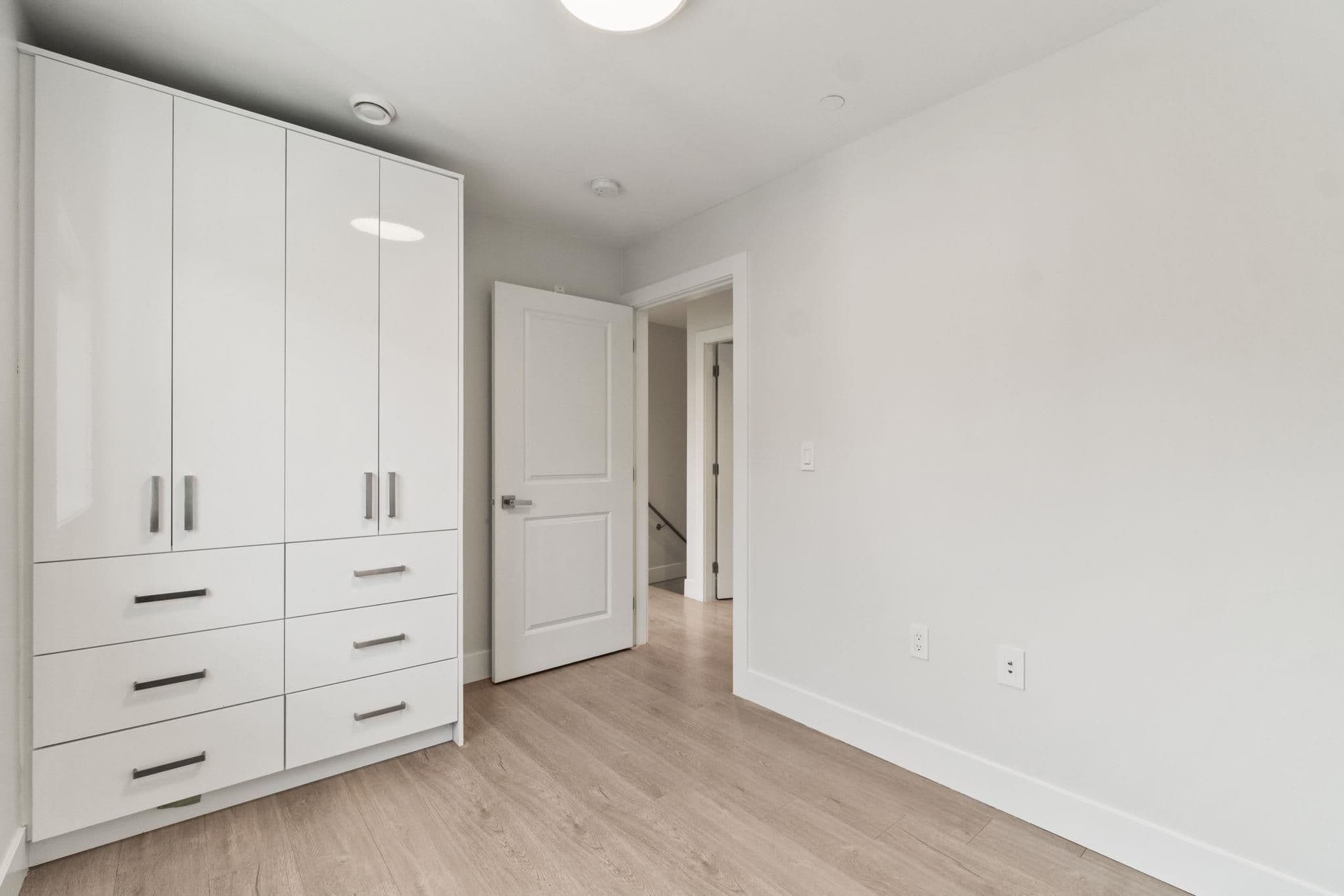Property photo de012bca-c381-4c7e-9edc-818fe57d0fb4