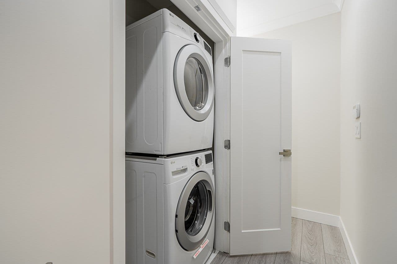 Property photo be6e3521-b378-4b6e-9109-2a198367209c