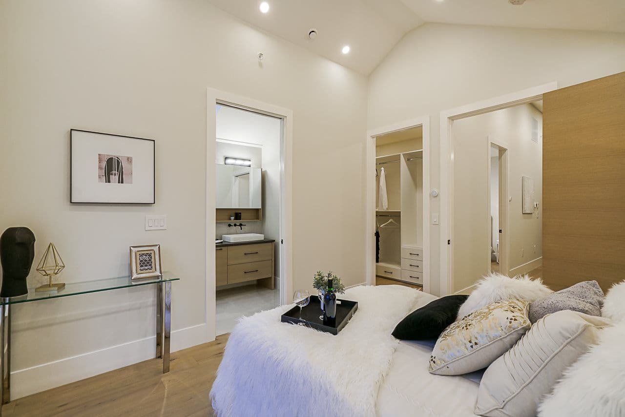 Property photo f213d7c0-6dfe-48f6-8136-f7c13e5086b2