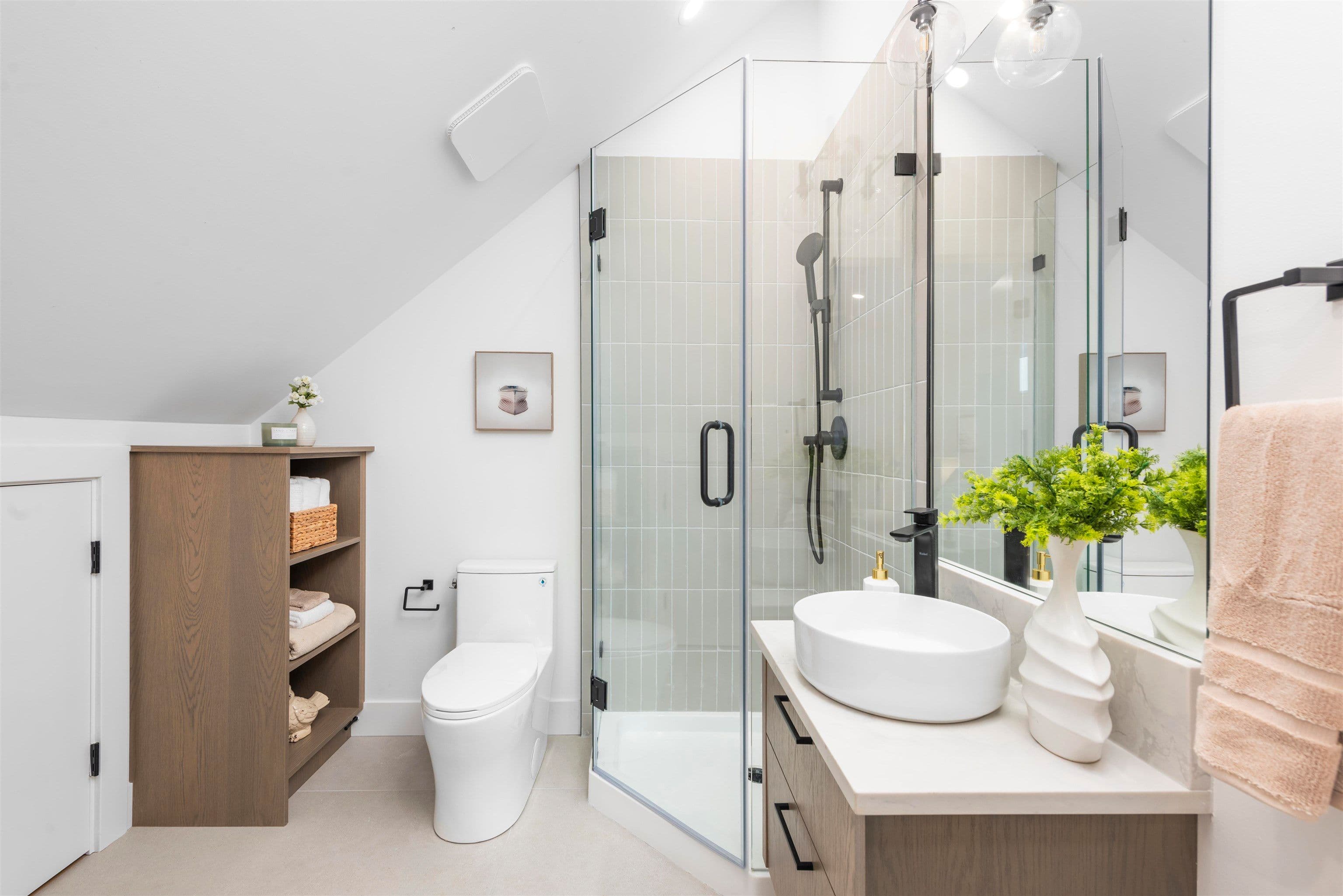 Property photo b2c41905-524f-44dc-a448-b826150c8f3d