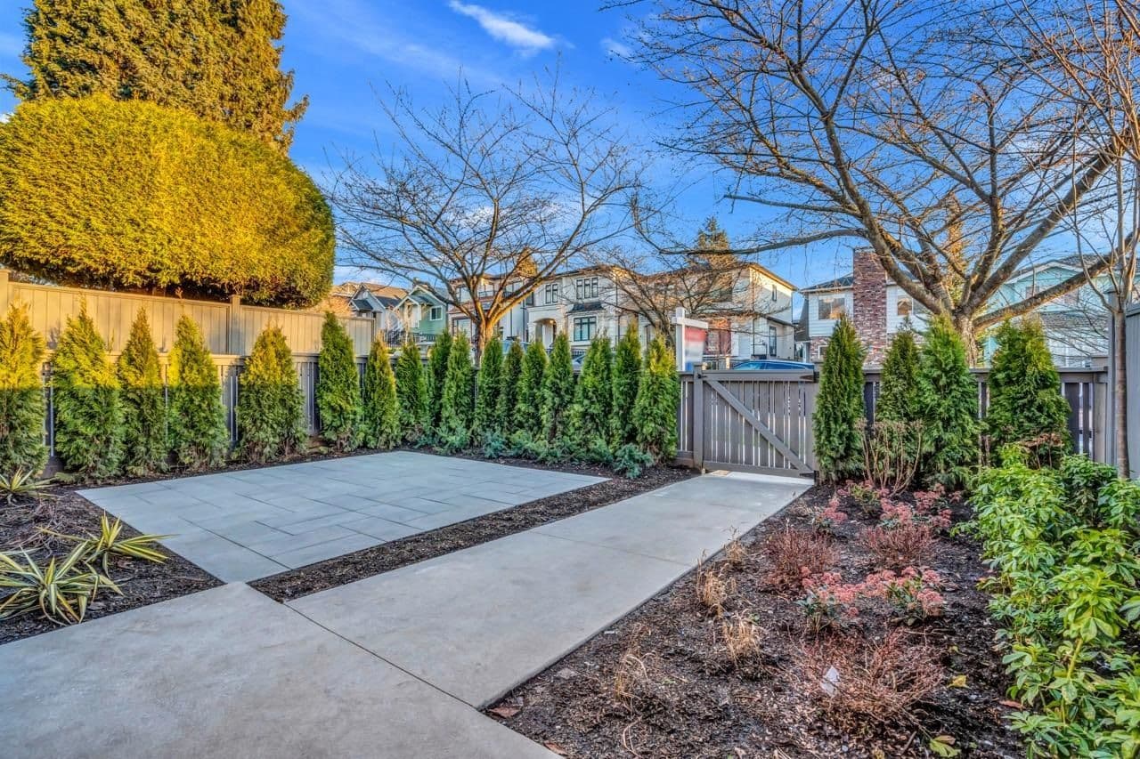 Property photo 80ea4f1a-12cd-4df2-b72d-3d4d807ab9c5