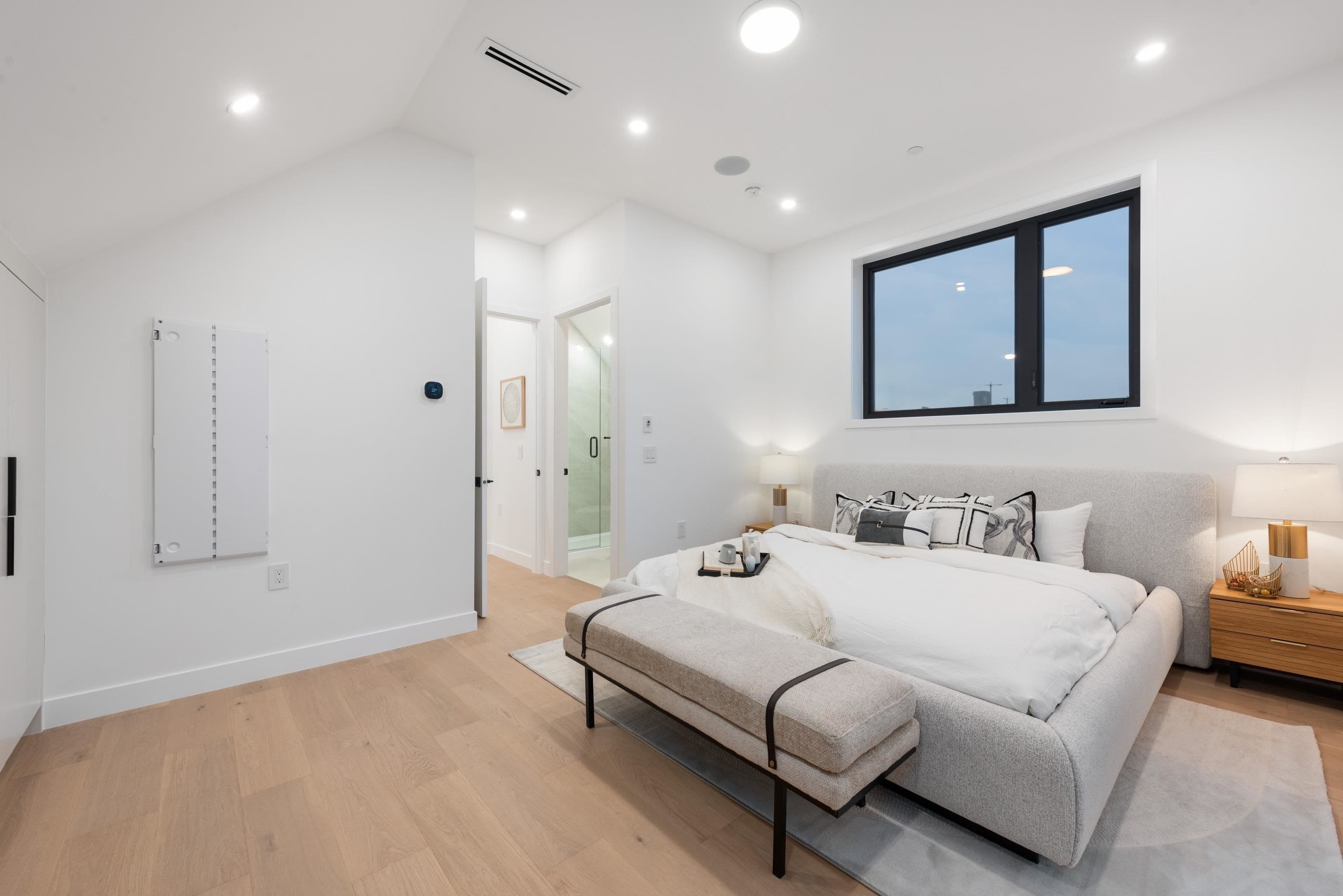 Property photo e31e2d03-4701-484a-9ce9-3c5224ac82db