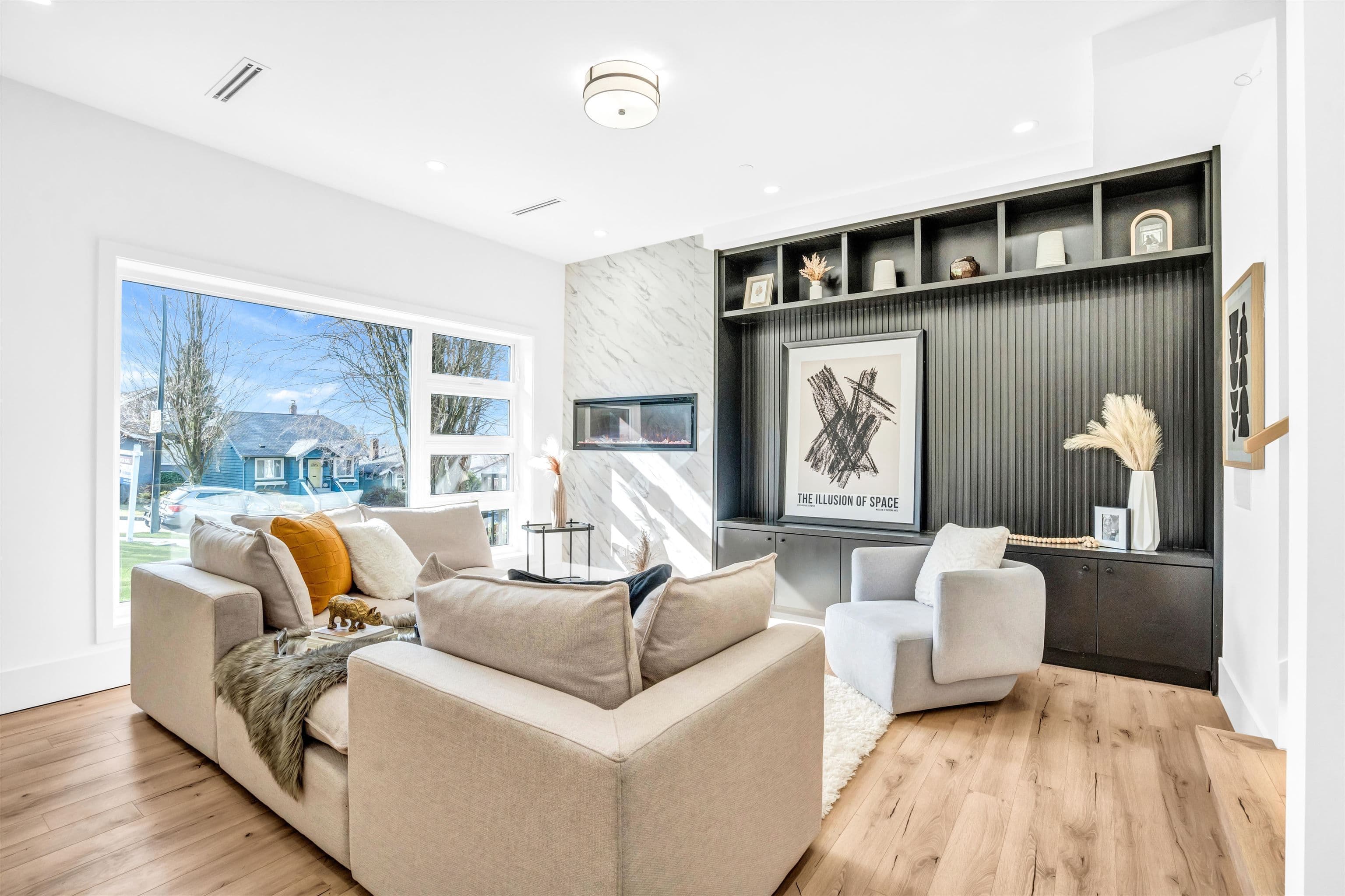 Property photo 27eb6e76-ecb4-4fcc-8d88-80b856481829