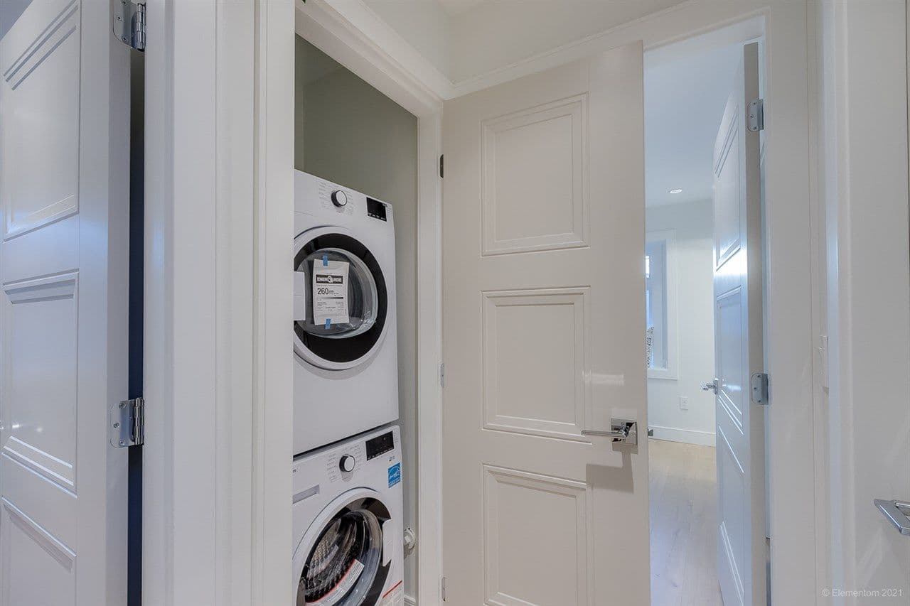Property photo bd4d7c56-4ca7-4035-ba3f-baeb2142a42e