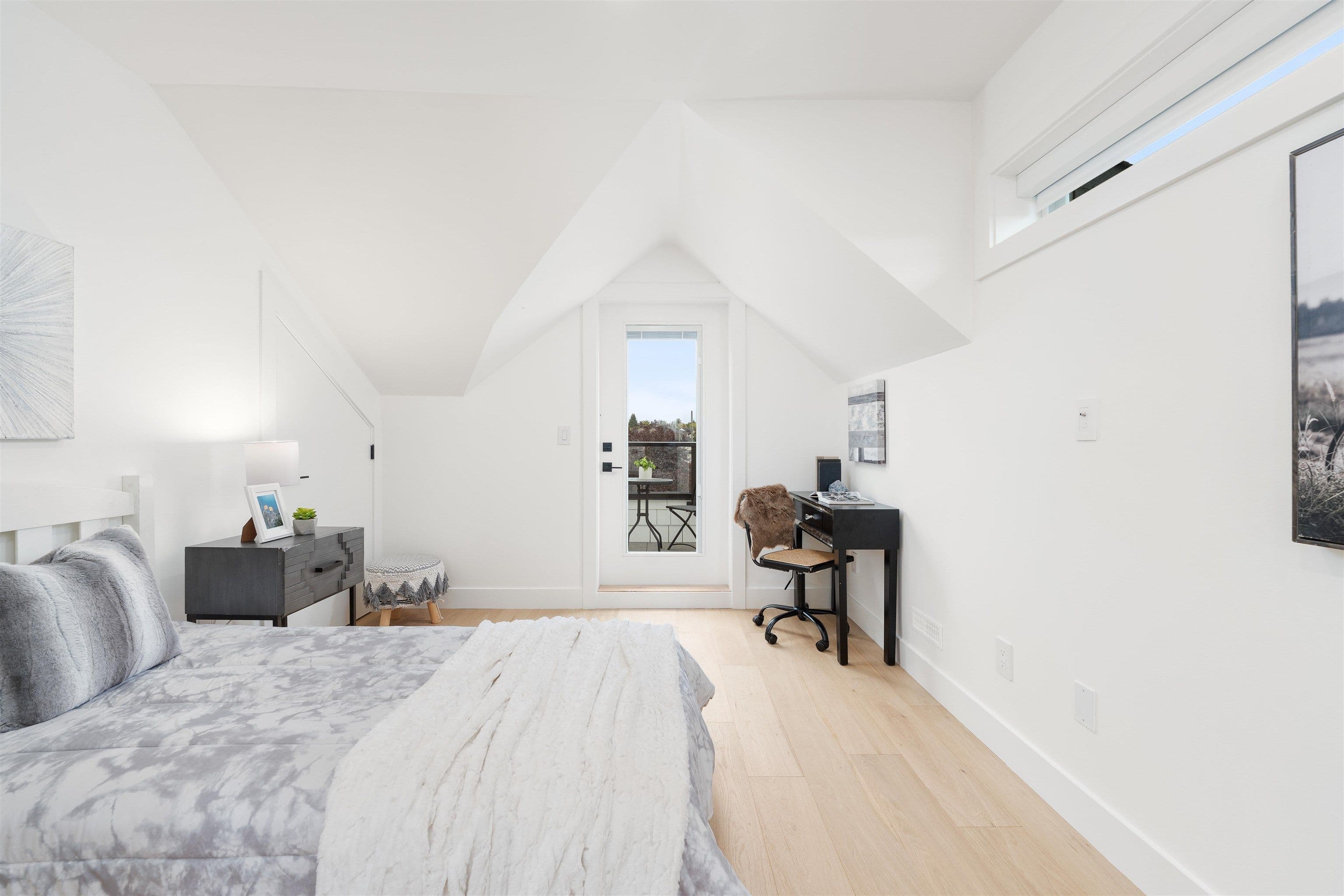 Property photo e25a9ad1-a012-4985-a201-0536c2305ea5