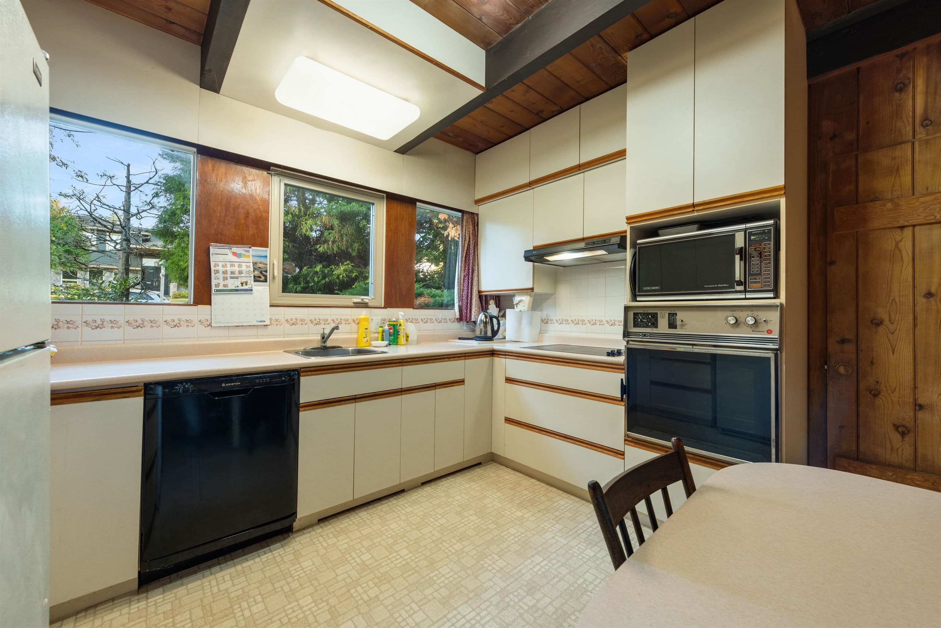Property photo 8af76279-8851-428a-a2ff-033c999f9171