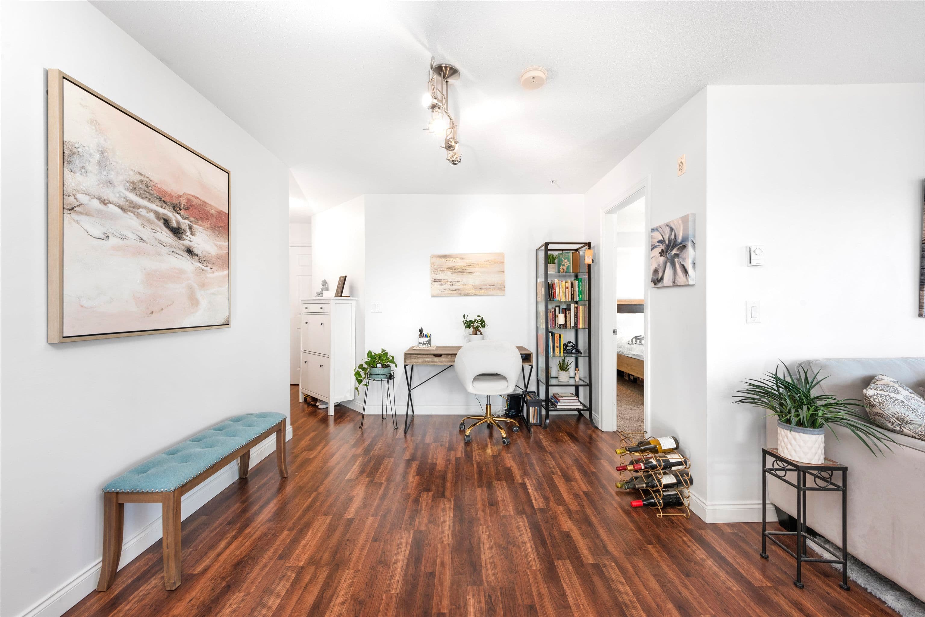 Property photo 49b7f9b6-fbac-4bfd-97af-d1a2638cc106