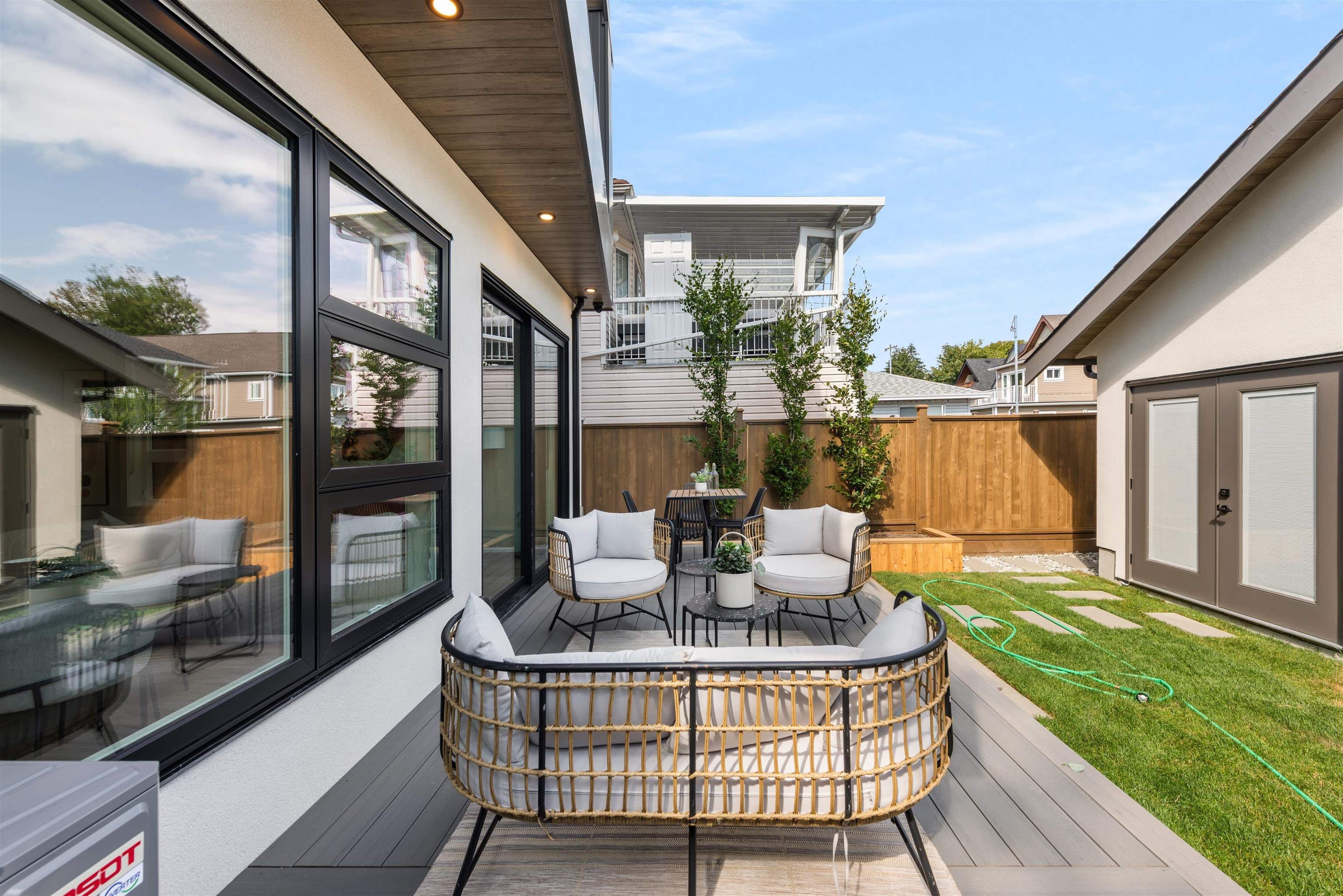 Property photo 604ad76c-9384-4001-947f-4183d792510c