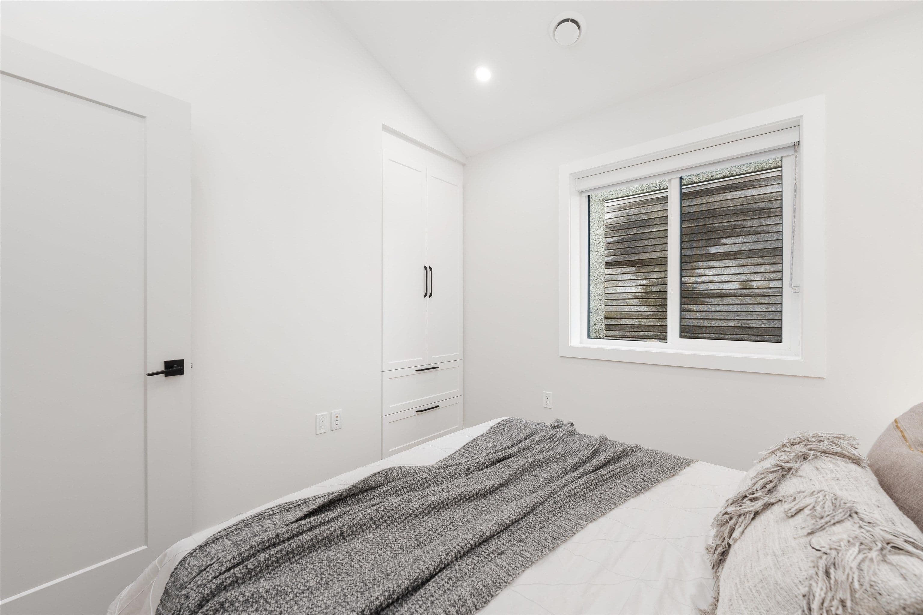 Property photo dfcaf1a8-6e7c-48a6-b2ec-1cffff2ad347
