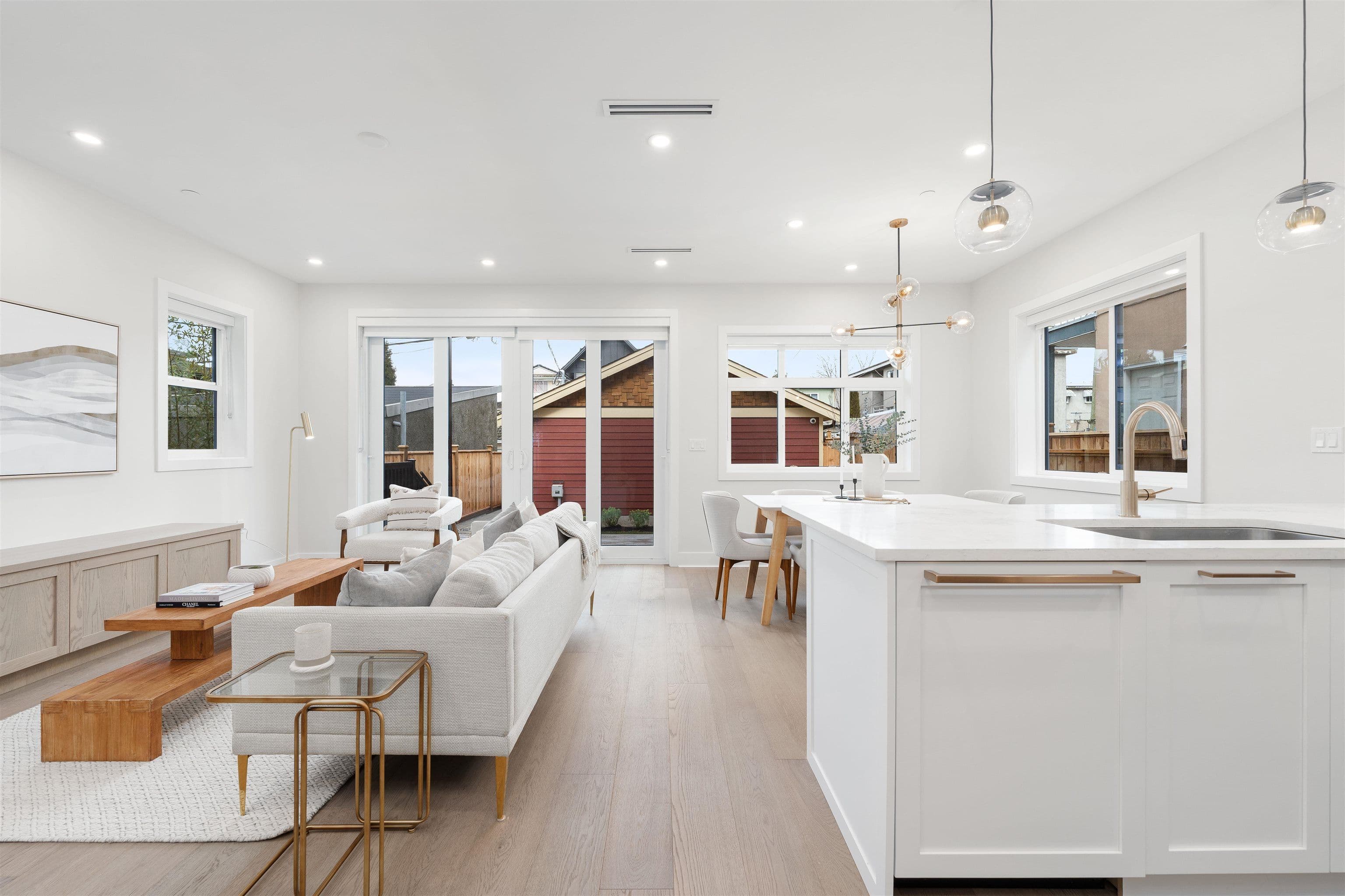 Property photo bfc01a28-05d2-4c7c-95b9-27f2b157324c