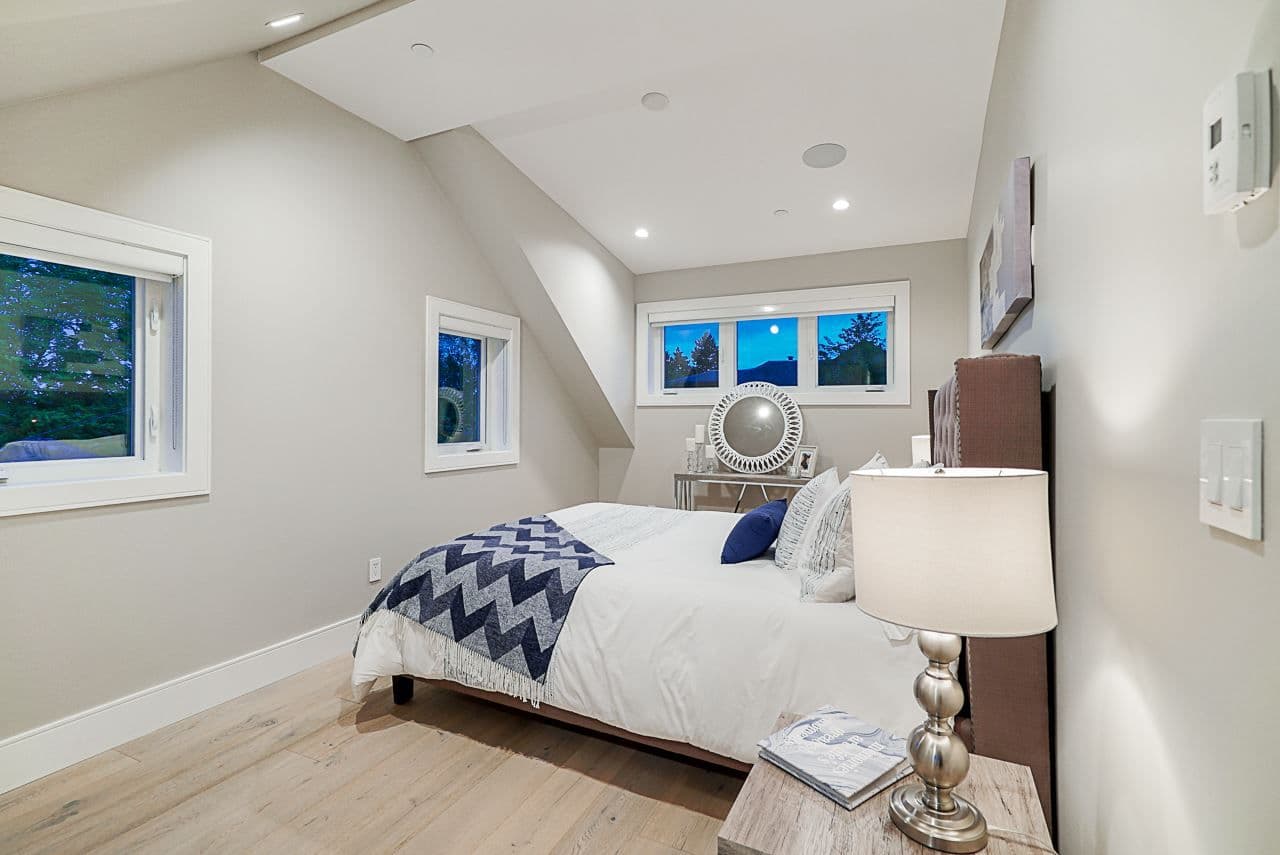 Property photo b9450a2c-cae4-43ca-a8bd-36d9b39730d4