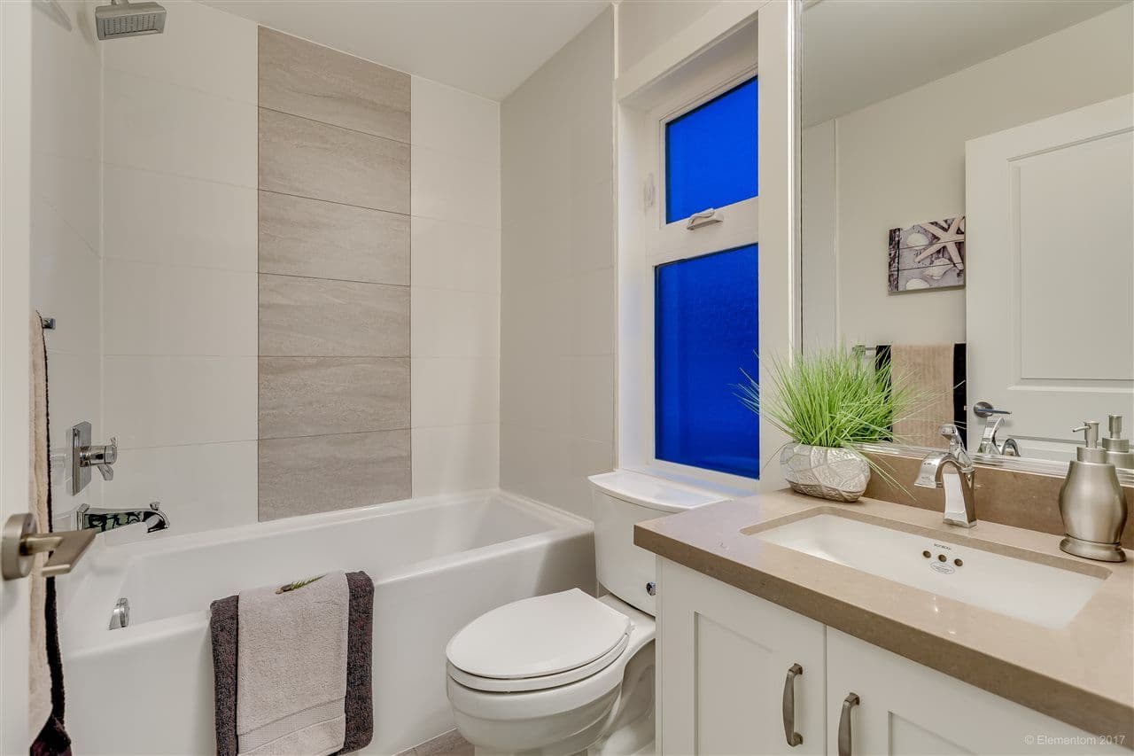 Property photo d353e442-5290-4d82-aec1-acad9591938c