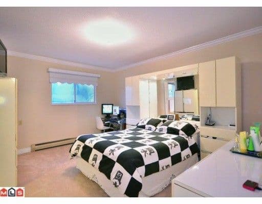 Property photo b5602aaa-52c8-4a44-a32a-fbadc789e714