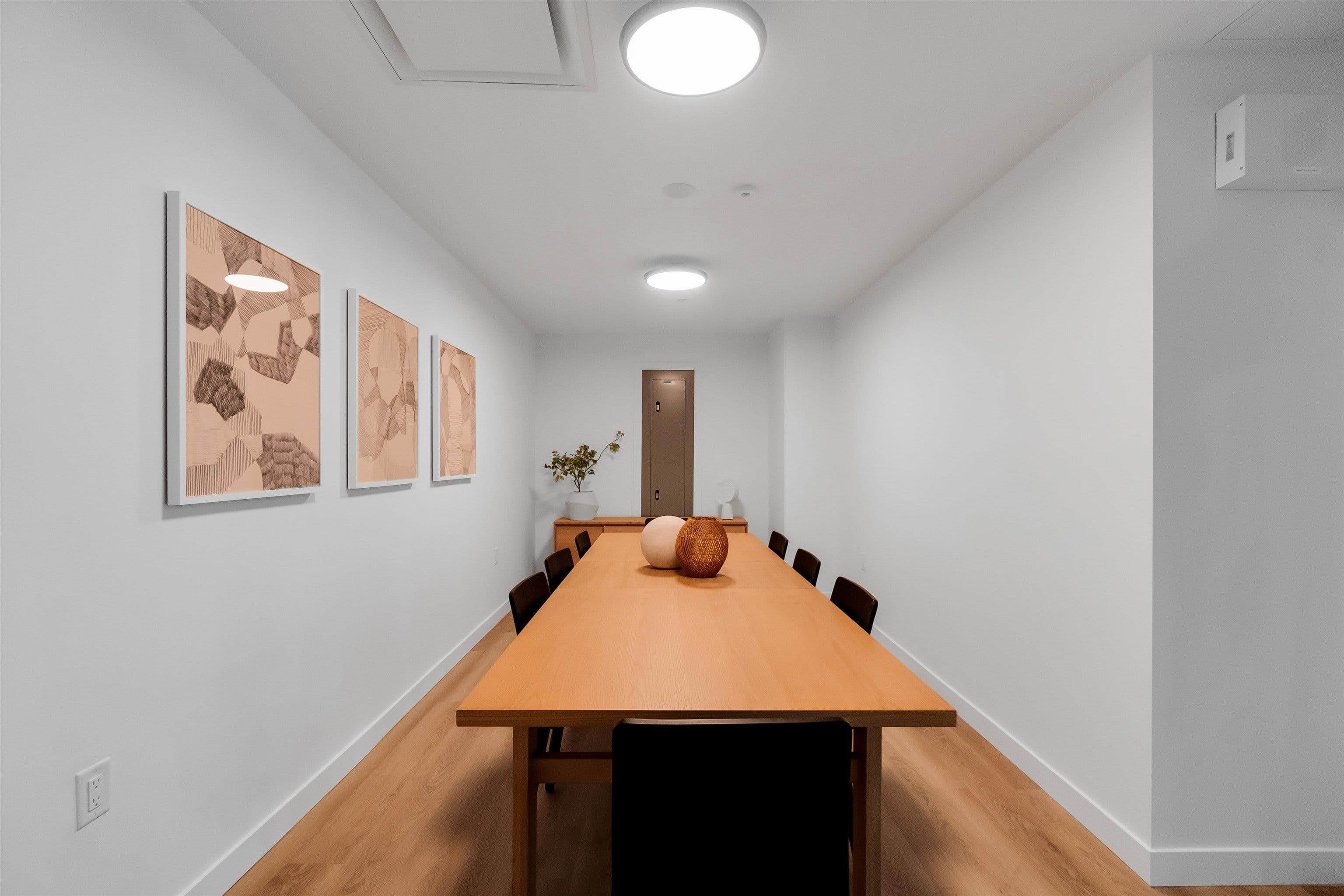 Property photo b05a986a-6953-4c42-8efc-494b9376d4f5