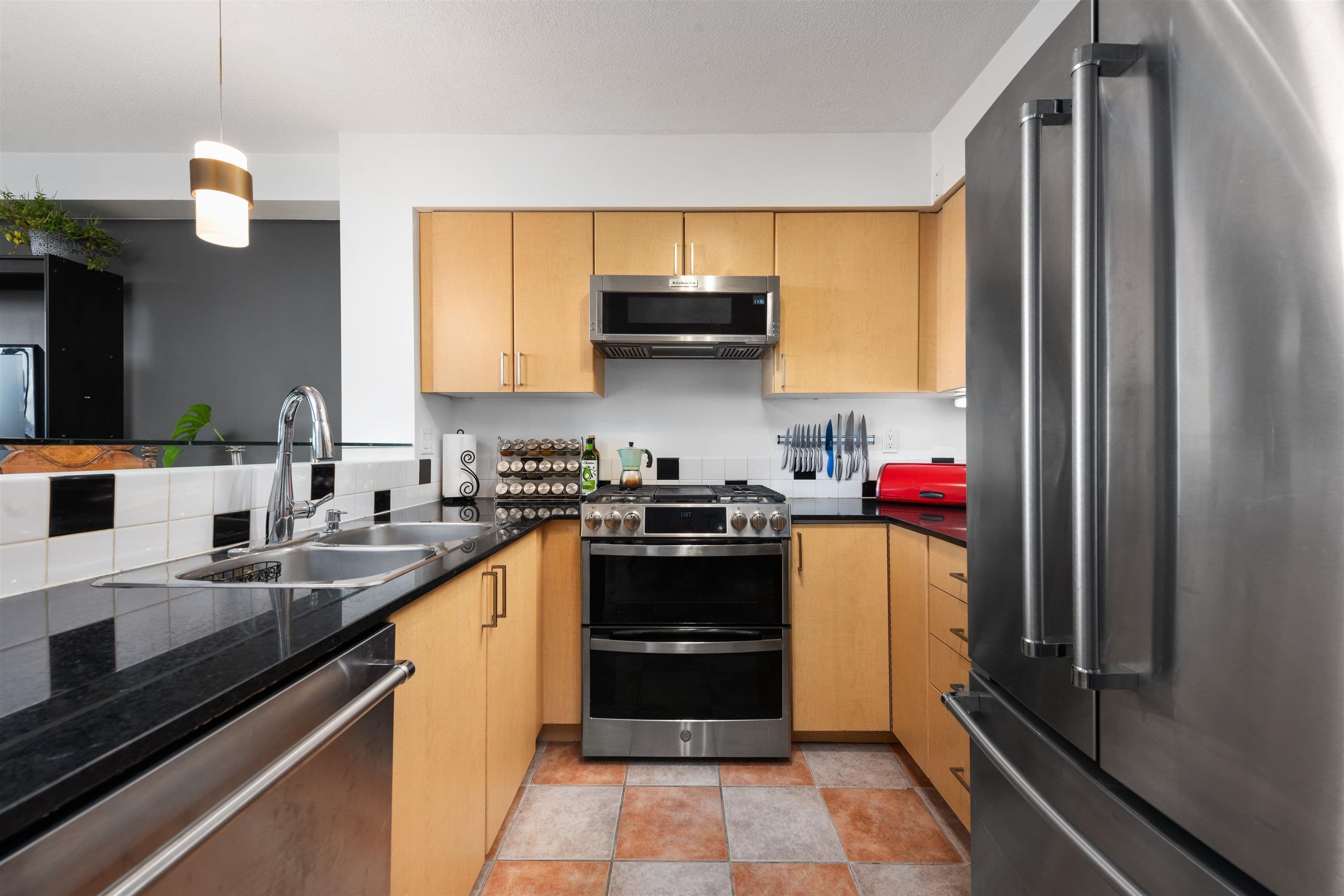 Property photo e0f9f150-fcb5-48f7-a59d-62bfcc9e2232