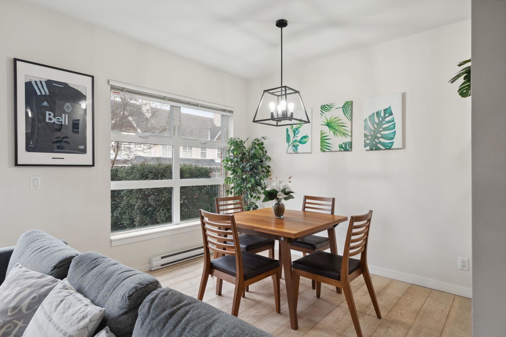 Property photo 5ecfe5d7-e6a2-4224-b598-acbb7b8d9c83