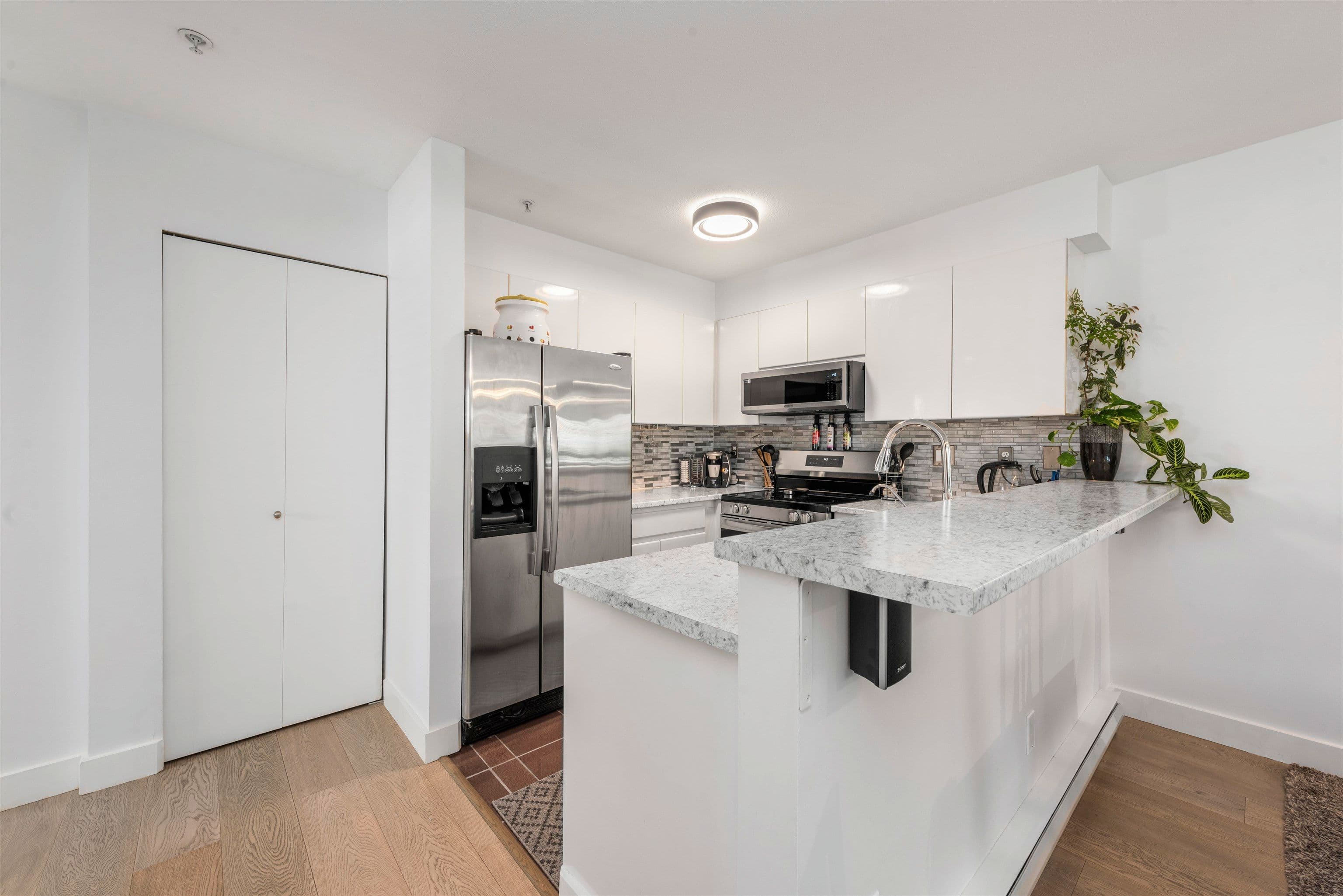 Property photo e9b806f3-707e-4c42-8b55-90402b174314