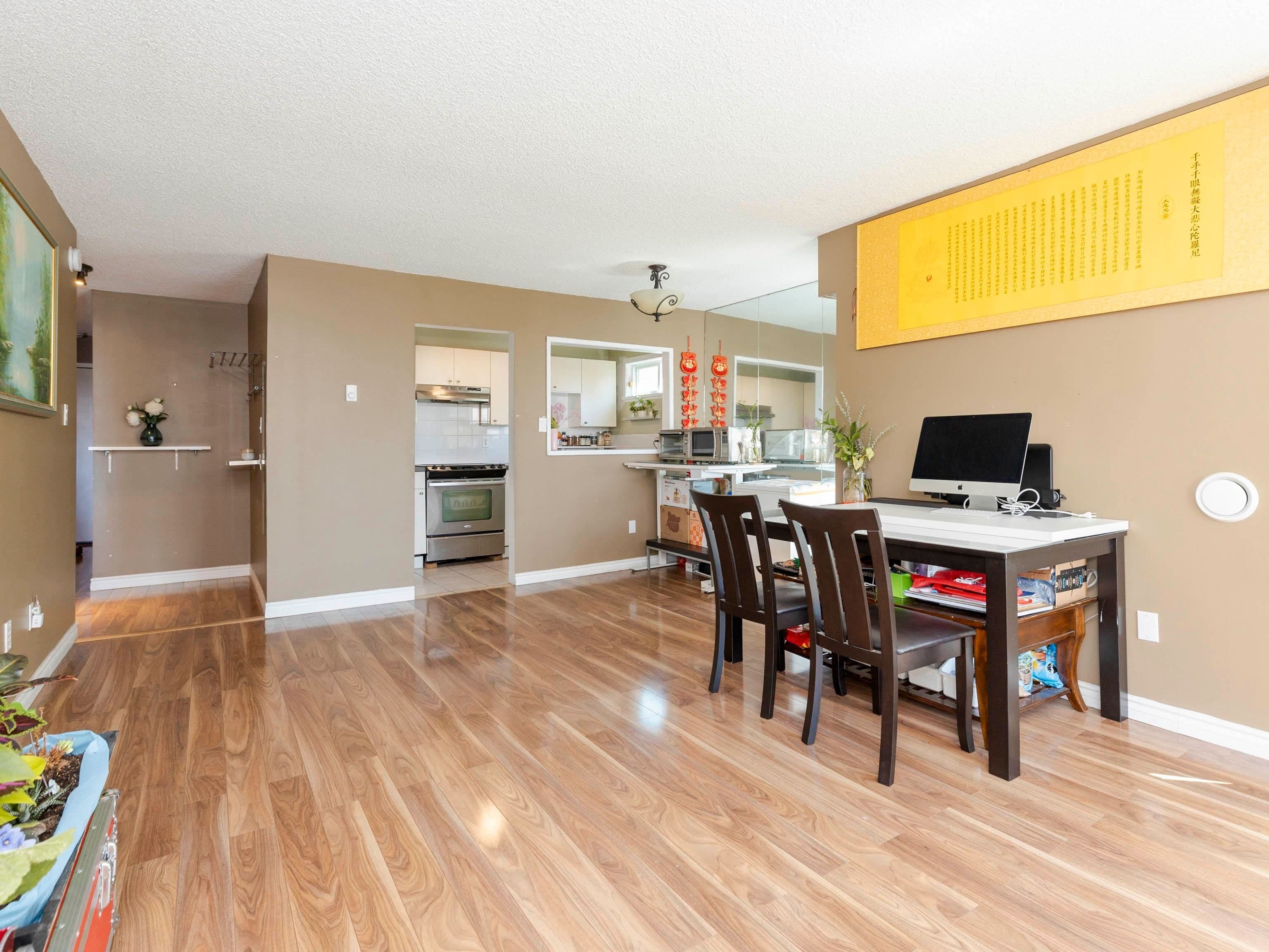 Property photo eeccd59e-f912-44ae-bc0e-d08097659a42