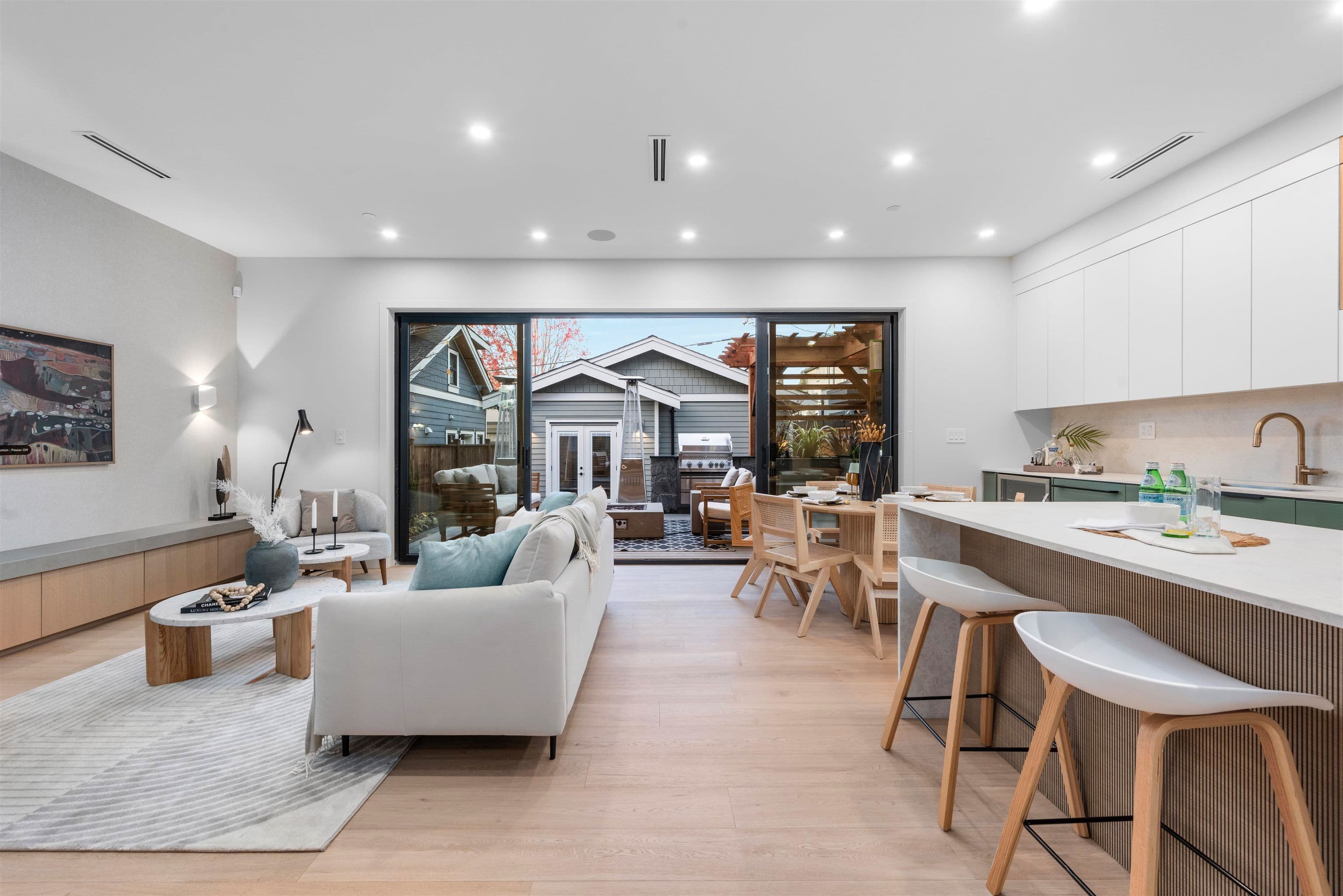 Property photo 3a4e35be-0b09-4228-984f-2ca4740889d1
