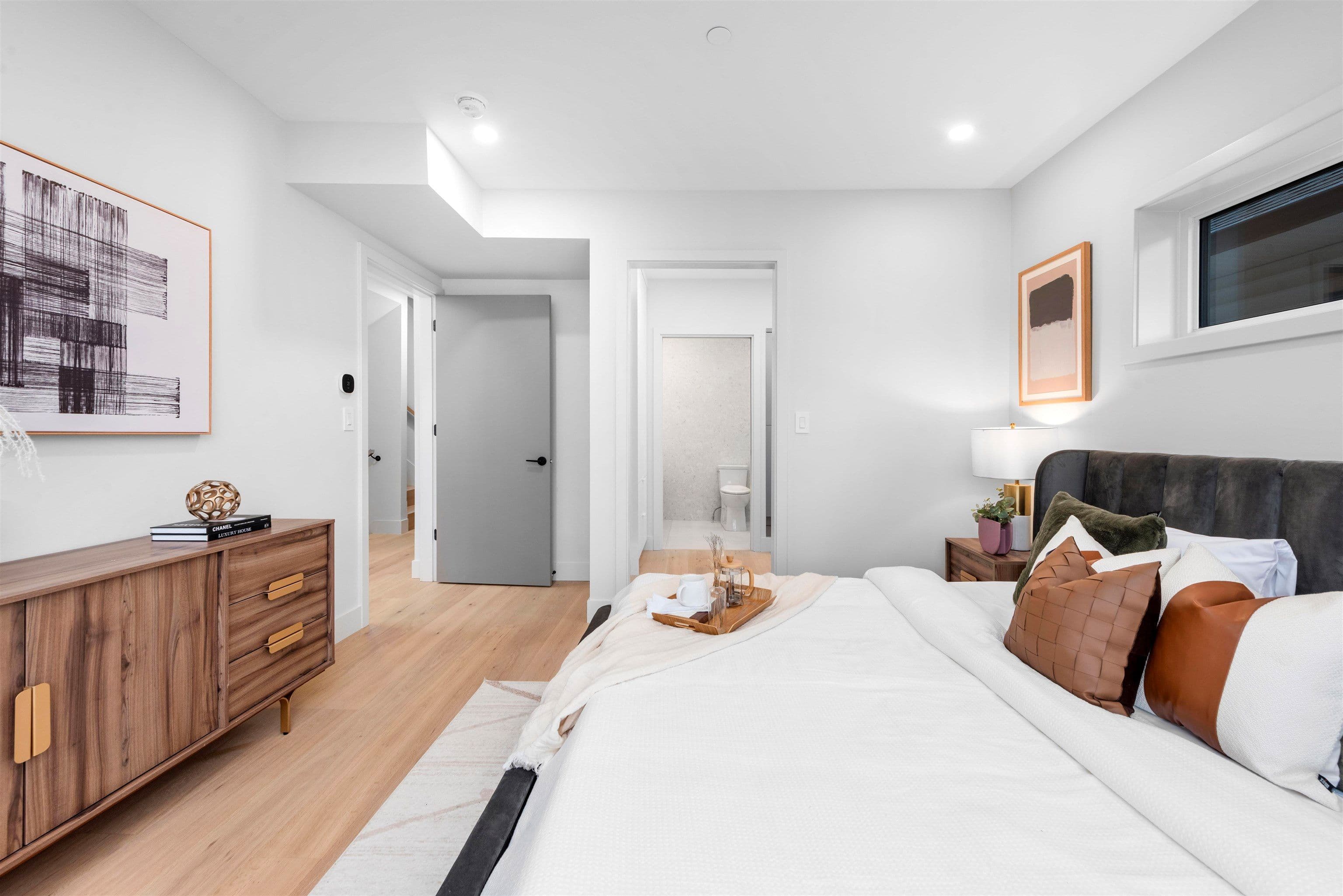 Property photo 783576bb-bf3f-4e14-b9e0-3364077c0c61