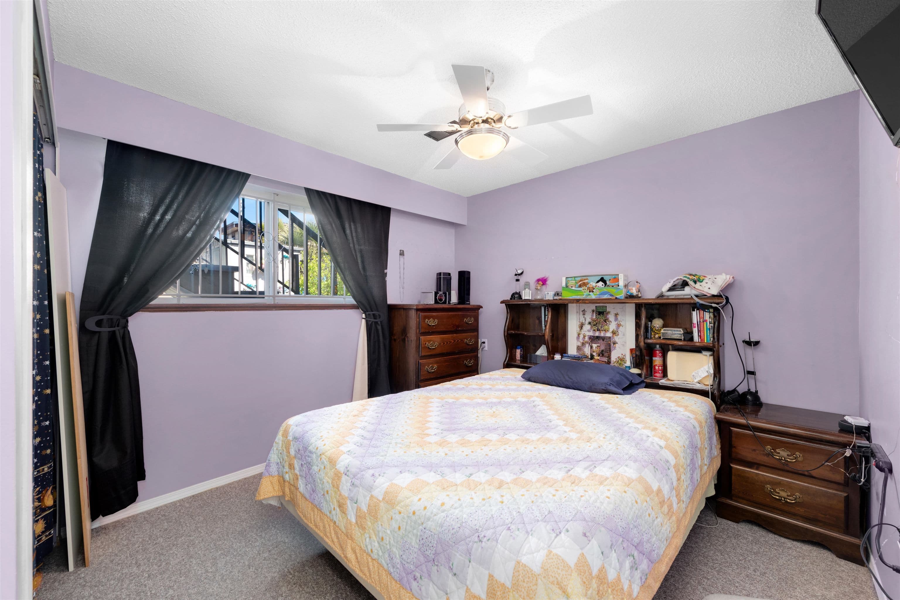 Property photo 3216d0a6-1f4c-4286-8c95-64e2a43f5fdd