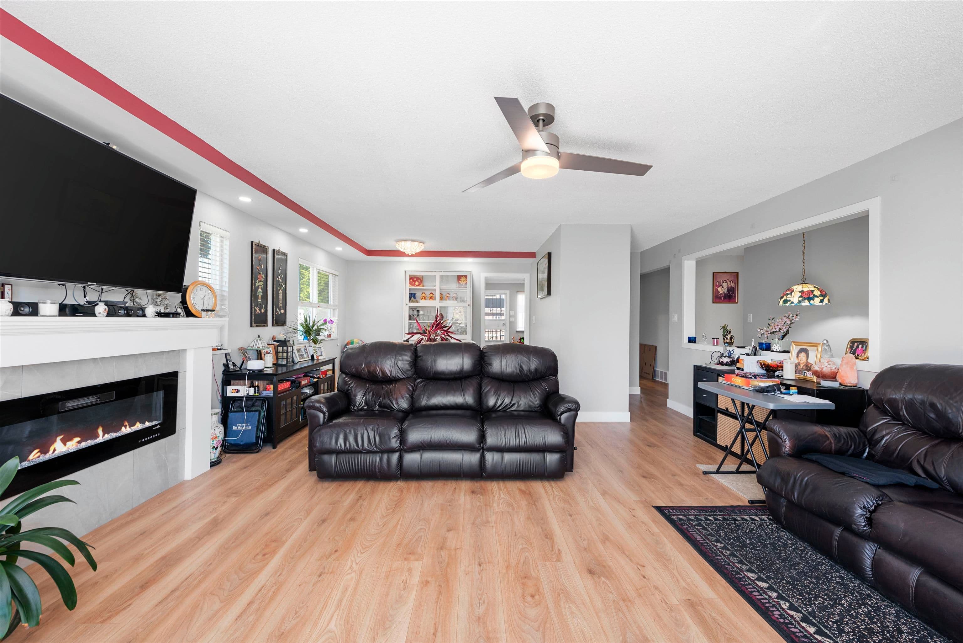 Property photo 19e229ab-239d-4c99-8eca-876d016056a0