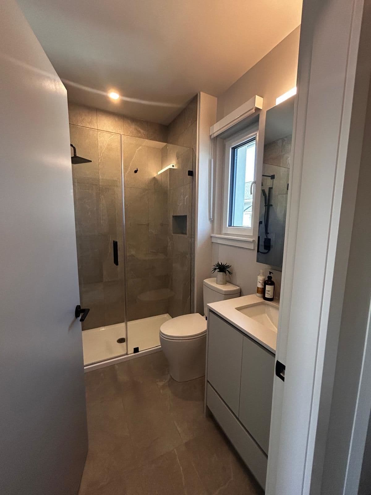 Property photo a4d323a2-c650-49cd-9684-e0eadd7a119b