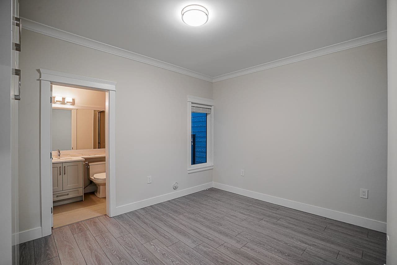 Property photo 2ea7fdca-5772-48f7-b856-dfe6f4f9342f