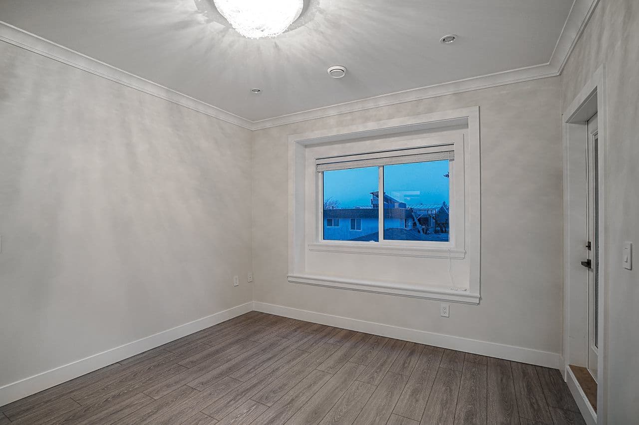 Property photo 999227c4-0800-40ae-93ac-d7640c69ca29