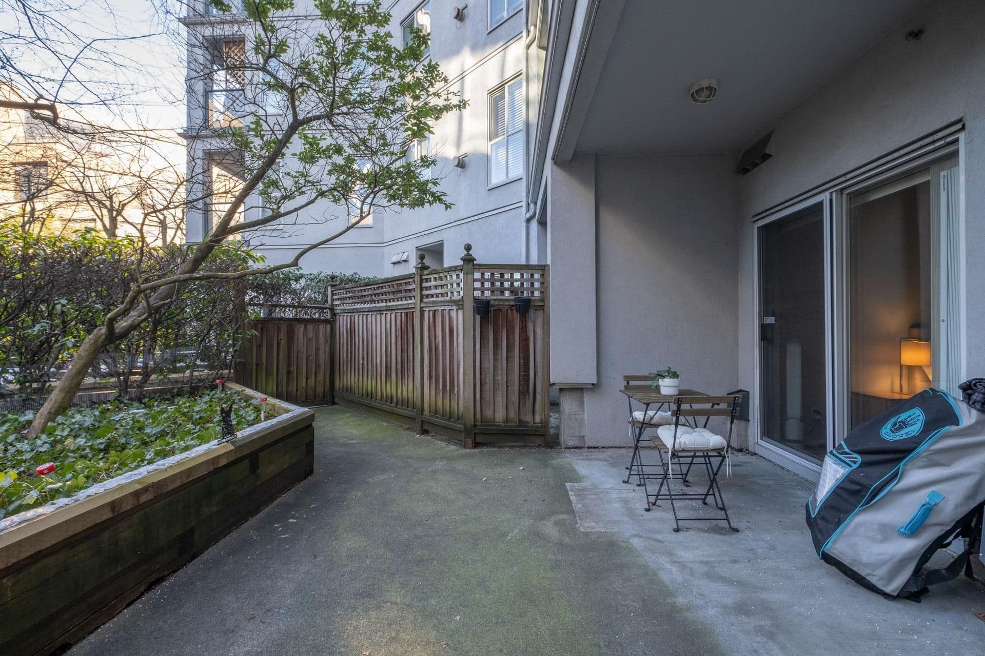 Property photo 869bf353-82ad-4aa5-a686-91327c835f8c