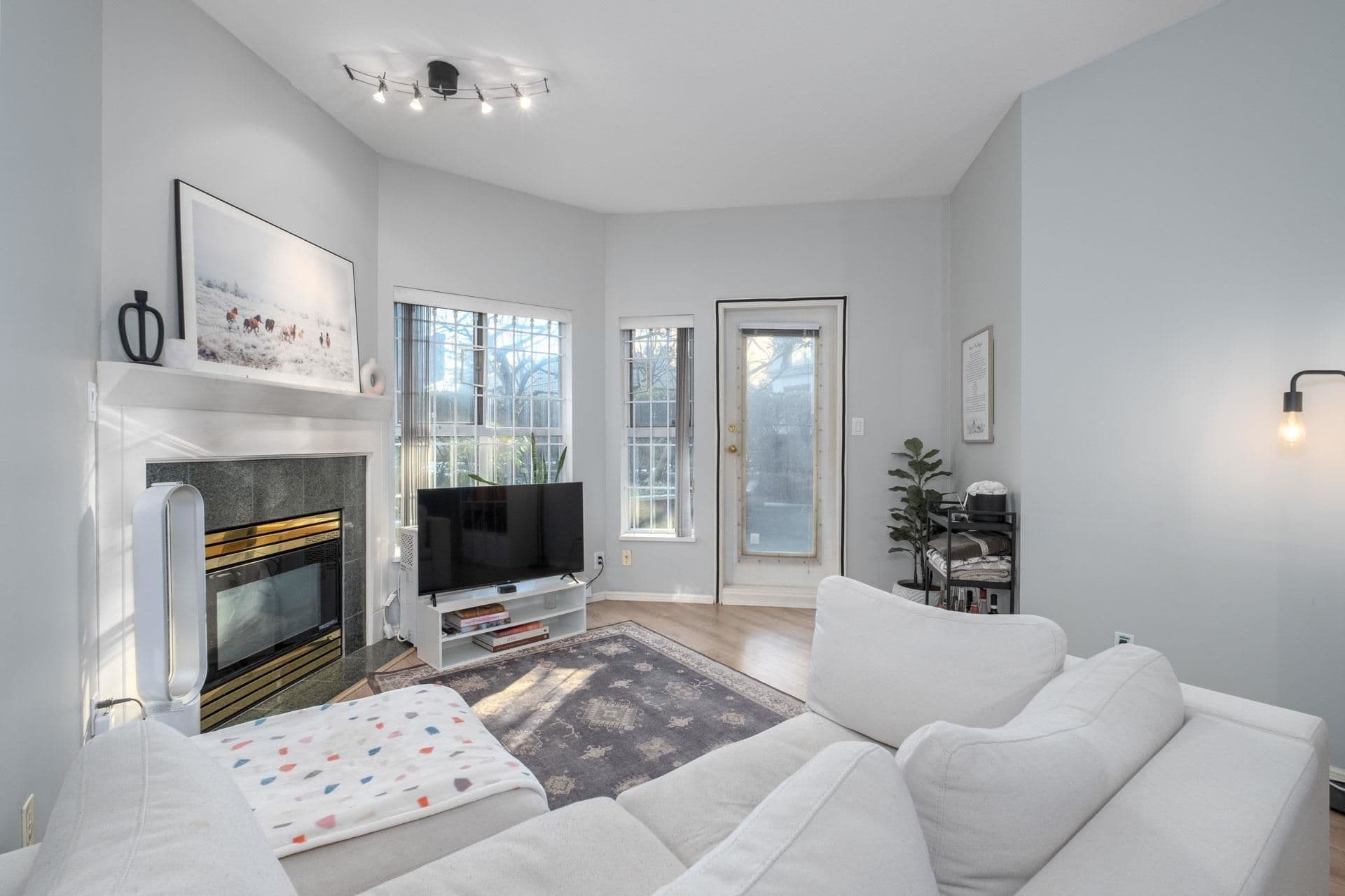 Property photo 11de37f7-edef-448d-98f0-0c780cf3cb01