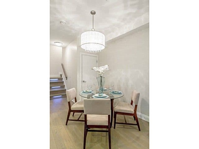 Property photo d6d9265d-5774-470d-8c9e-607cc3569f74