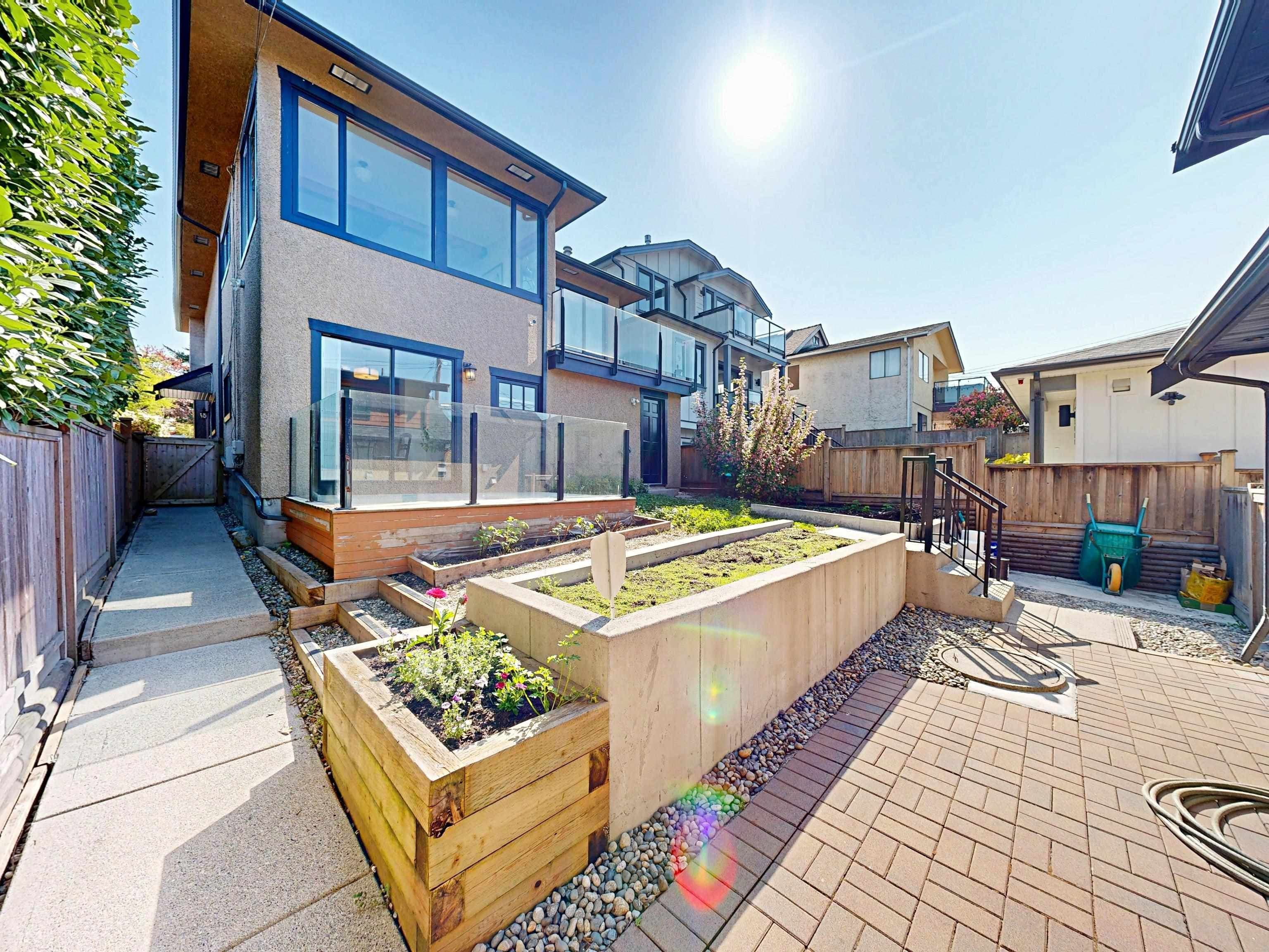 Property photo e93fa5b5-b720-464a-bae2-4ec194c7cef2