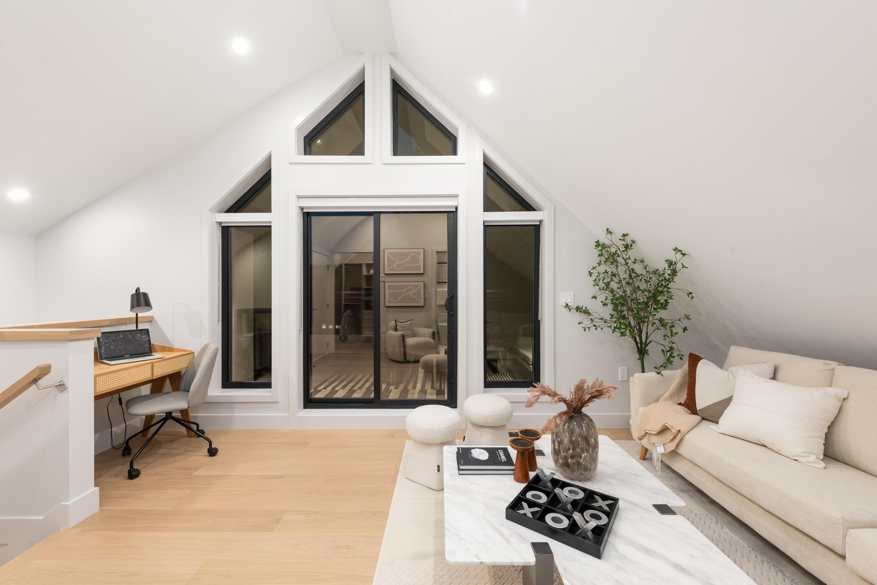 Property photo b16ec270-cab6-4127-90dd-389c2d9e1e88