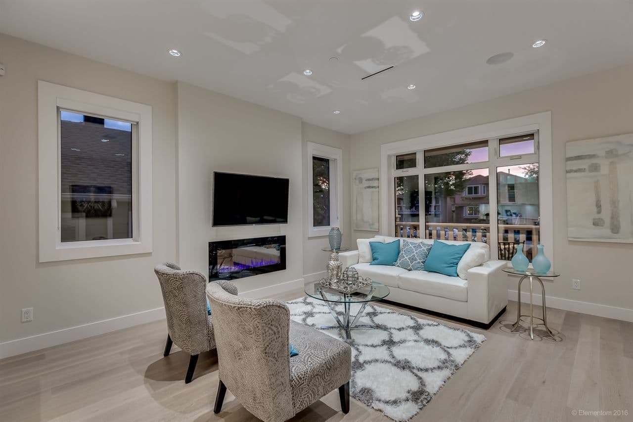 Property photo 89b398b4-2aaf-4988-8e81-d93cb75d35ed