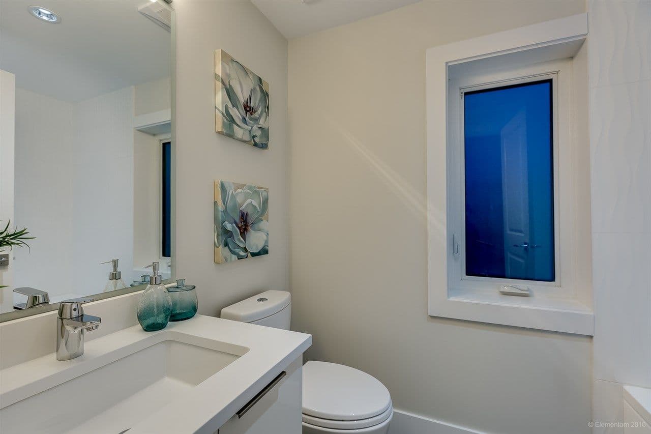 Property photo e5ef6758-7963-497b-bcbc-0edc82e5ec18