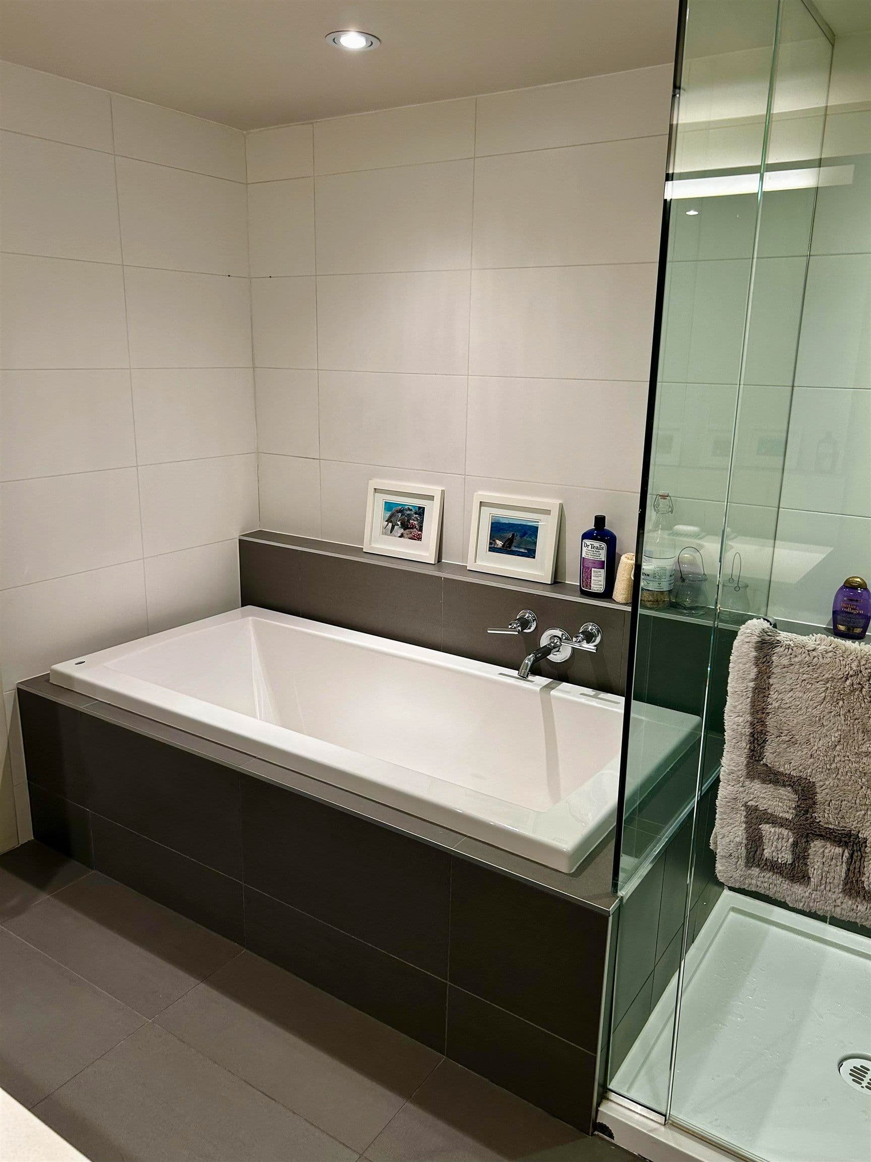 Property photo b6627d24-6a06-4531-aced-f3afc796289a