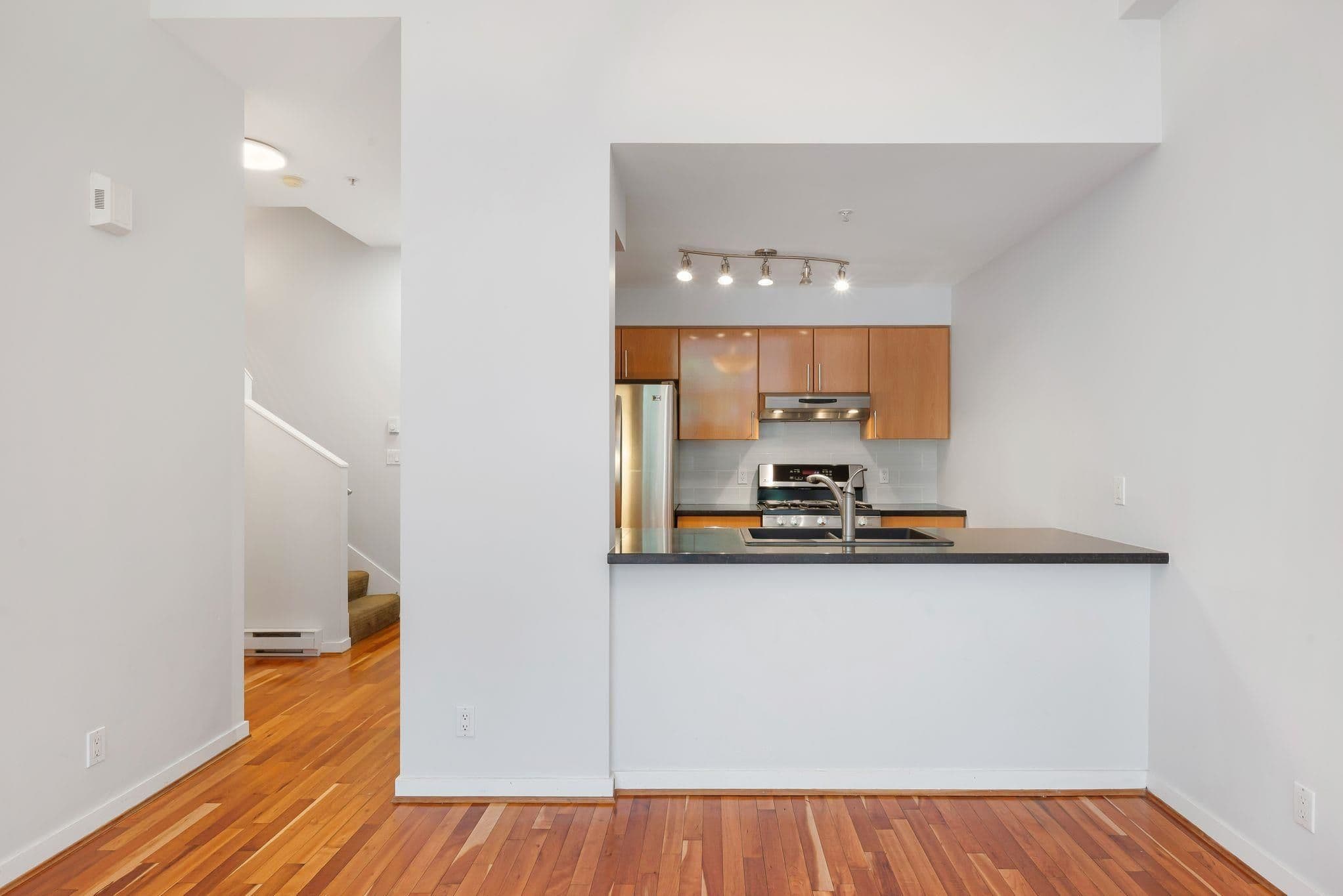 Property photo 12f7a5e3-63b6-4b30-8435-c1f3fe954117