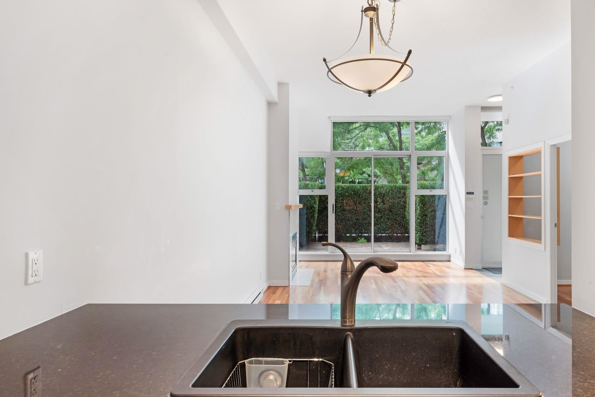 Property photo 34d0e29a-d59a-423b-b90a-0eef9bc9d454