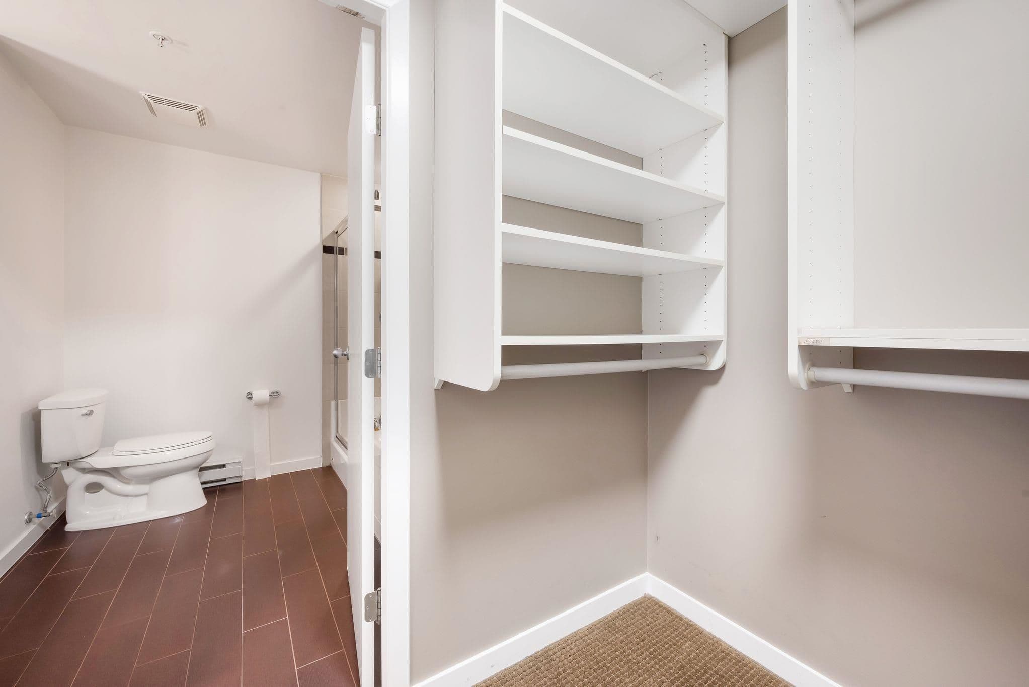 Property photo cdfb9f9e-73d3-438d-8806-072b2f07c764