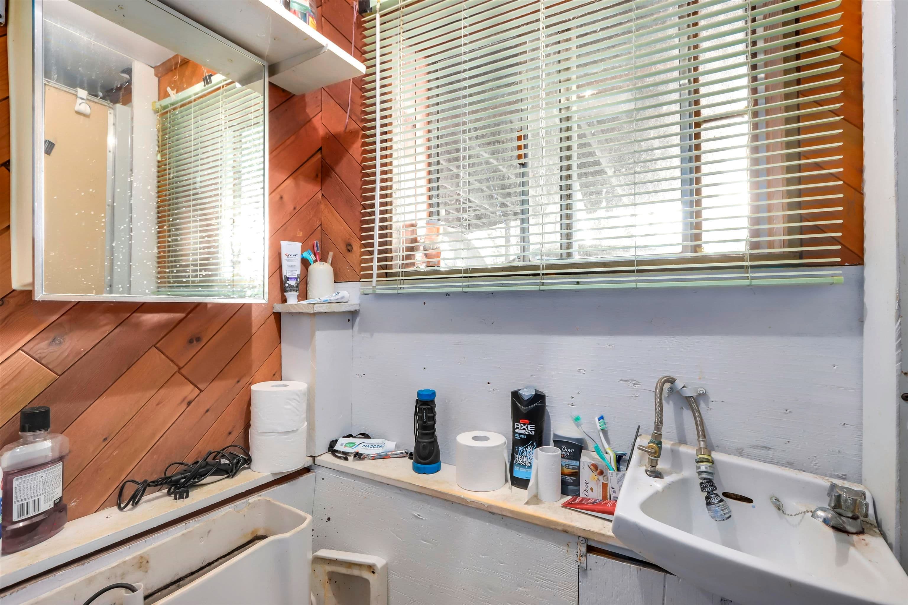 Property photo c3b6142a-fb18-4f61-a053-73065ee2a7c5