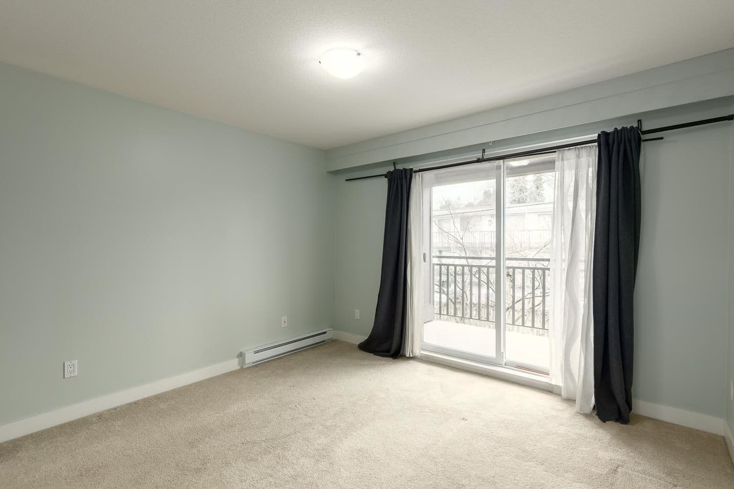 Property photo 16ebe863-01b7-44d6-8a43-79fa54a4496d