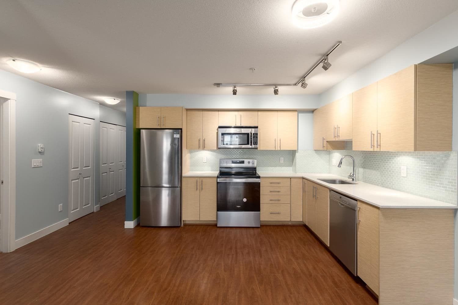 Property photo 8227e58e-c87b-401e-a00f-c1a5a1d95bce