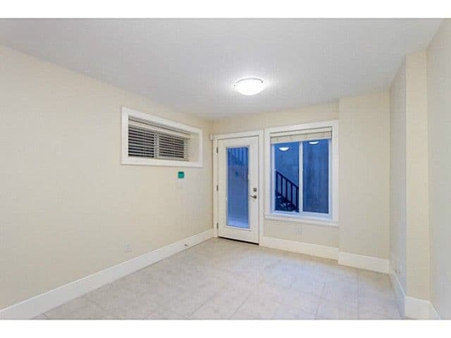 Property photo ade71d03-4819-4656-abd8-eb1086a35945