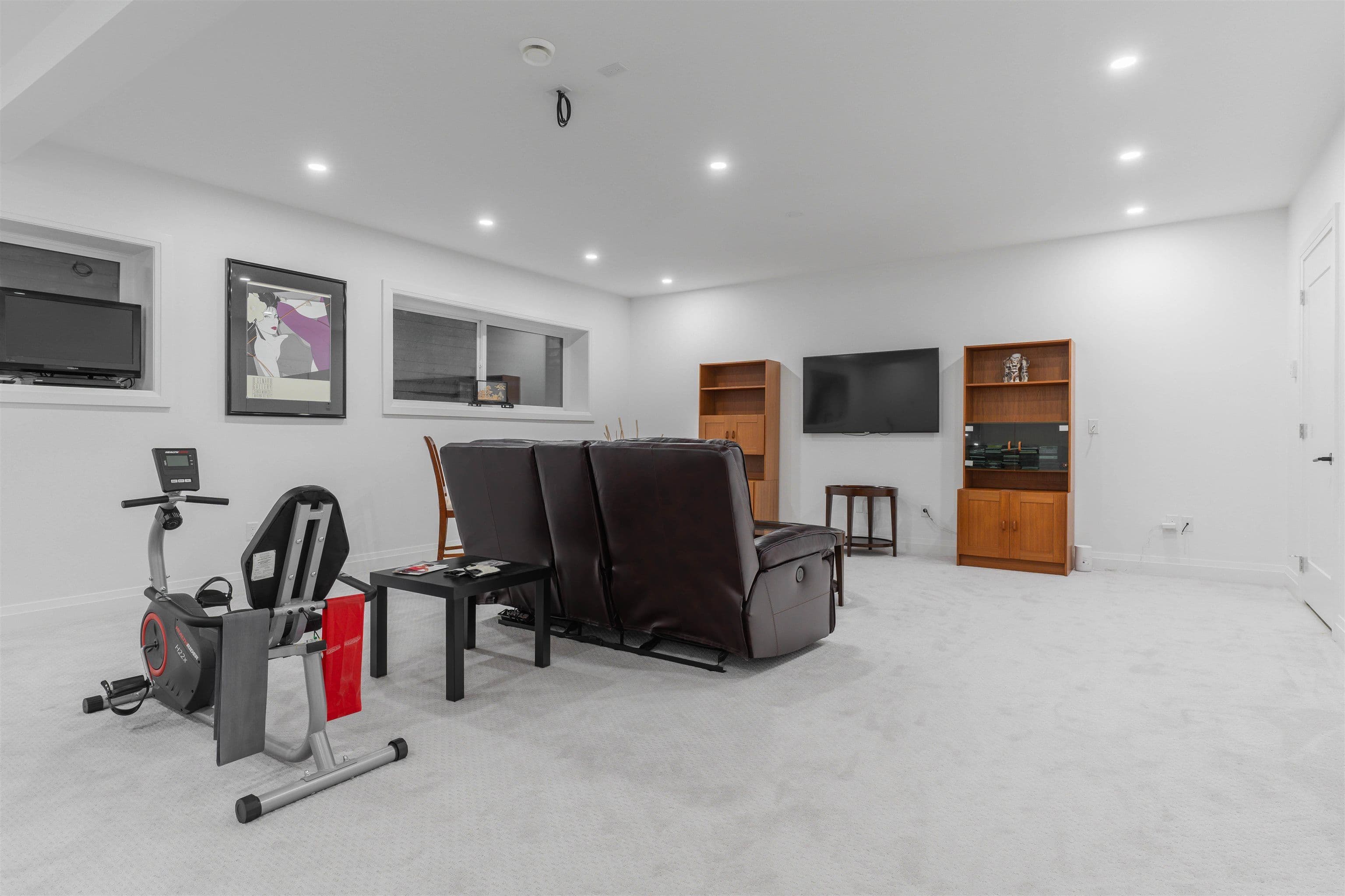 Property photo 3c088a46-c7bf-41f7-b98c-33e87ce96730