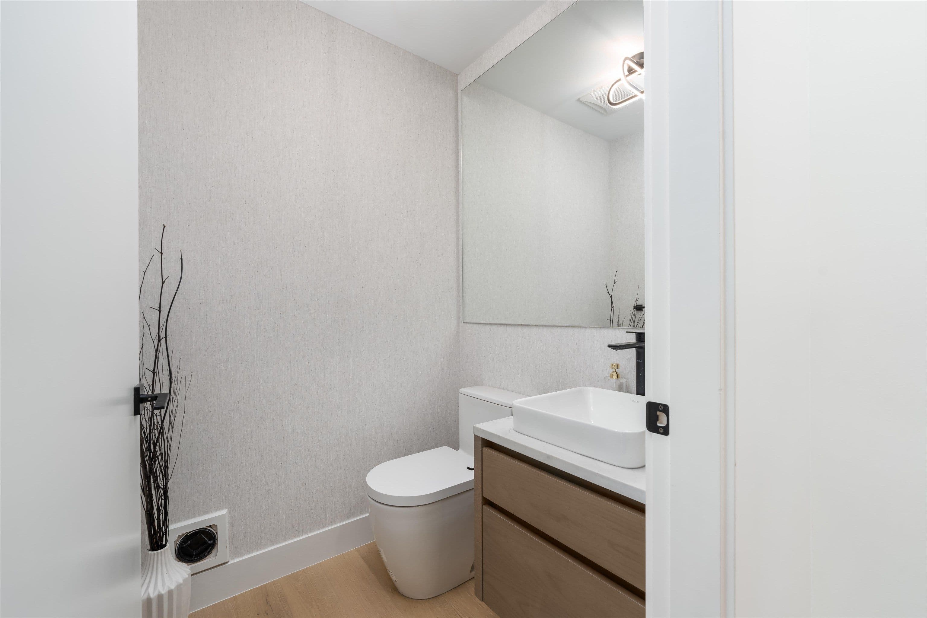 Property photo 29c5c1d0-0ea5-4b97-9a9b-8ff4f64f1810