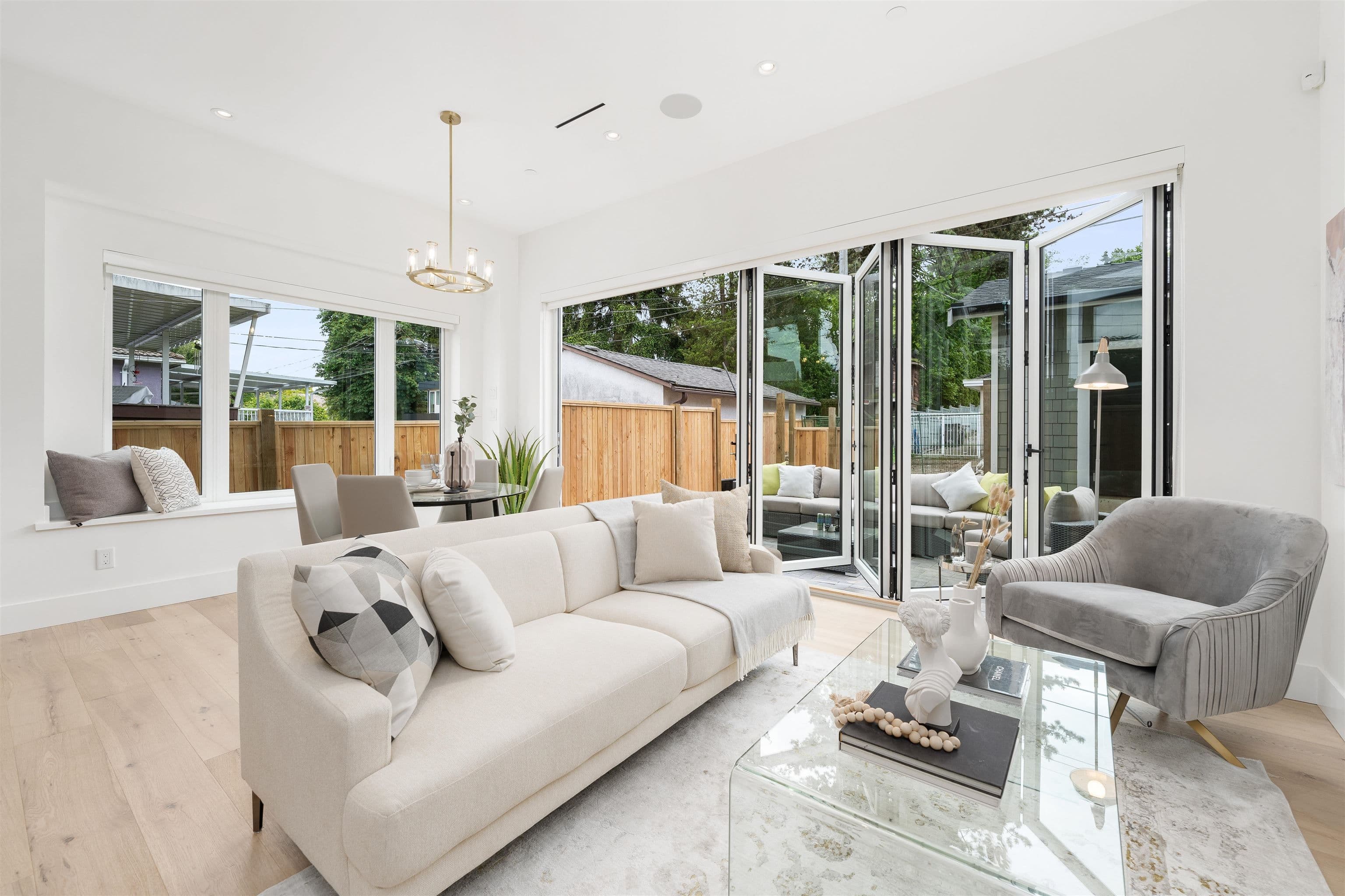 Property photo 980d433b-a99b-4ac1-b3ed-5f6af13d2cfa